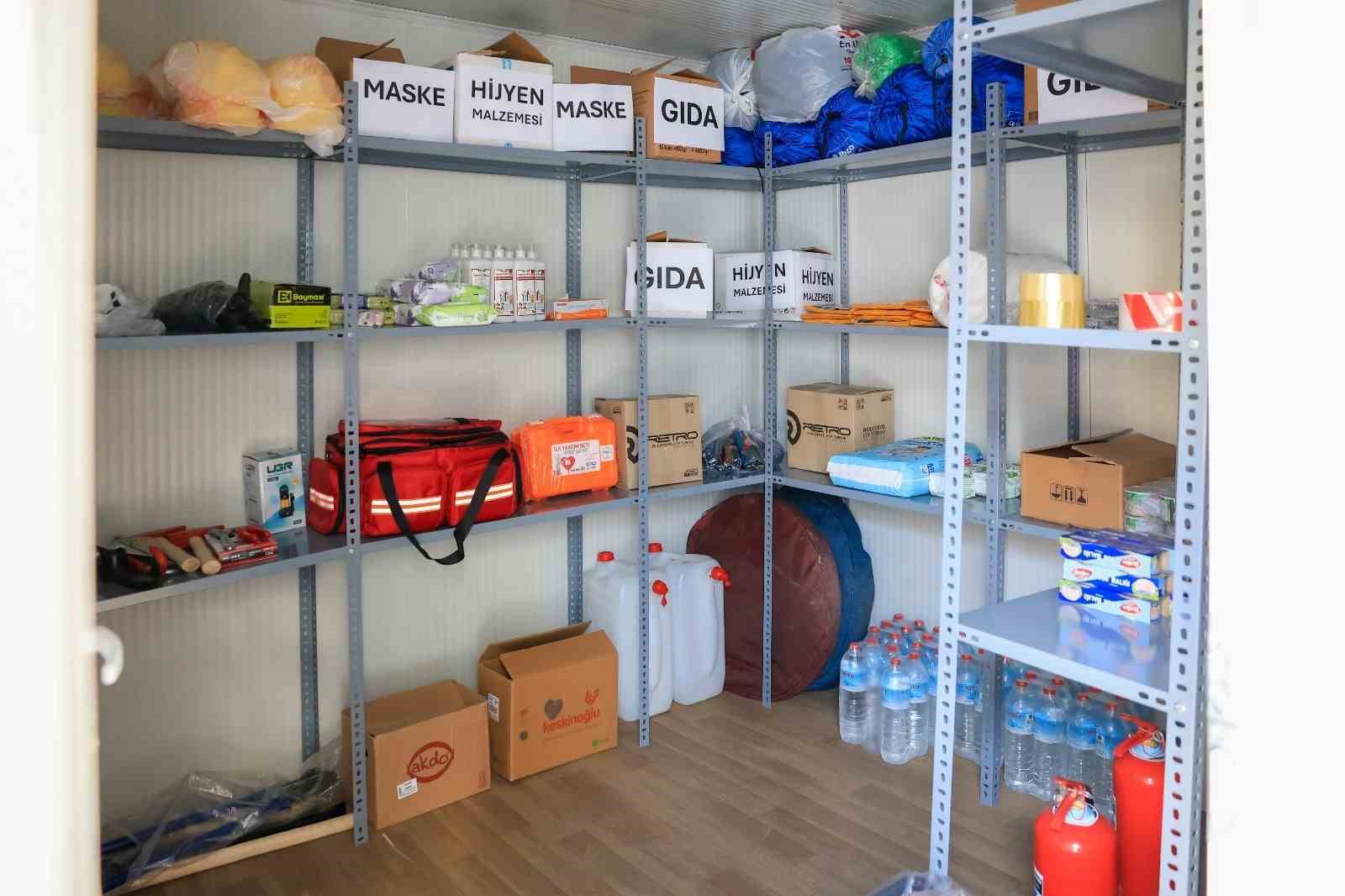 Efeler Belediyesi’nden afet konteyneri desteği
Efeler Belediyesi’nden afet konteyneri desteği