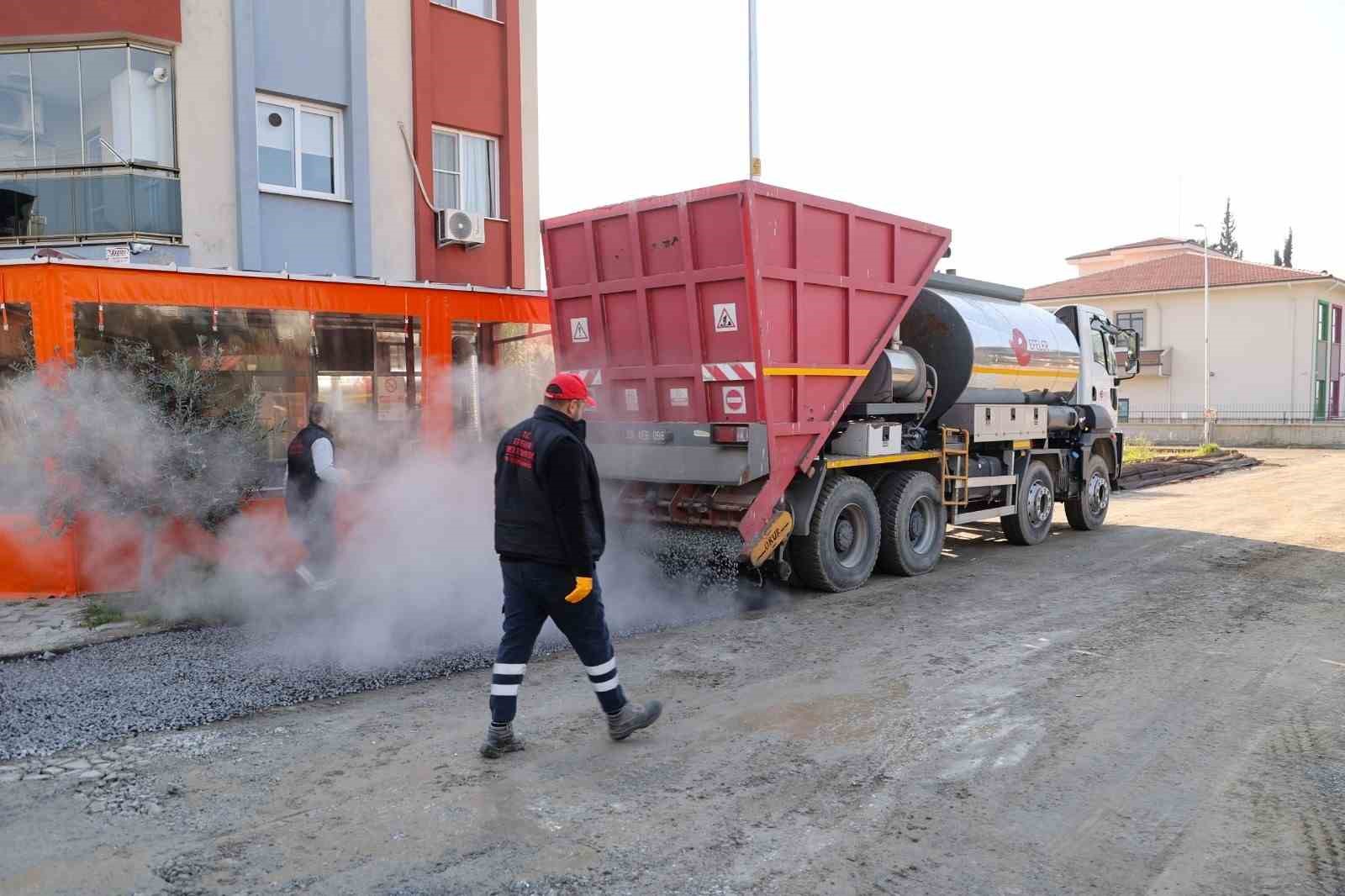 Efeler Belediyesi’nden Umurlu’da yol çalışması
