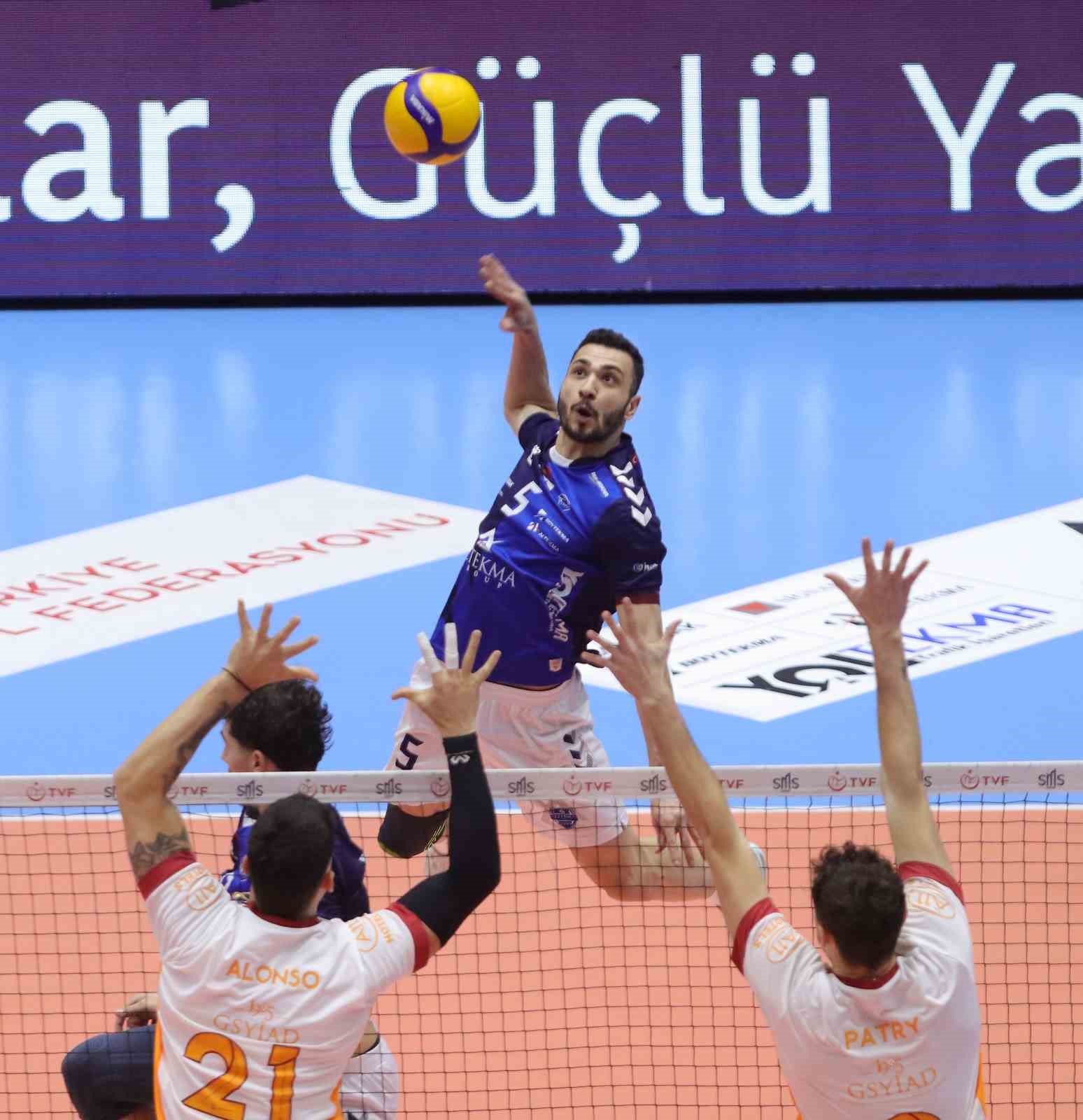 Efeler Ligi: Altekma: 1 -  Galatasaray: 3
