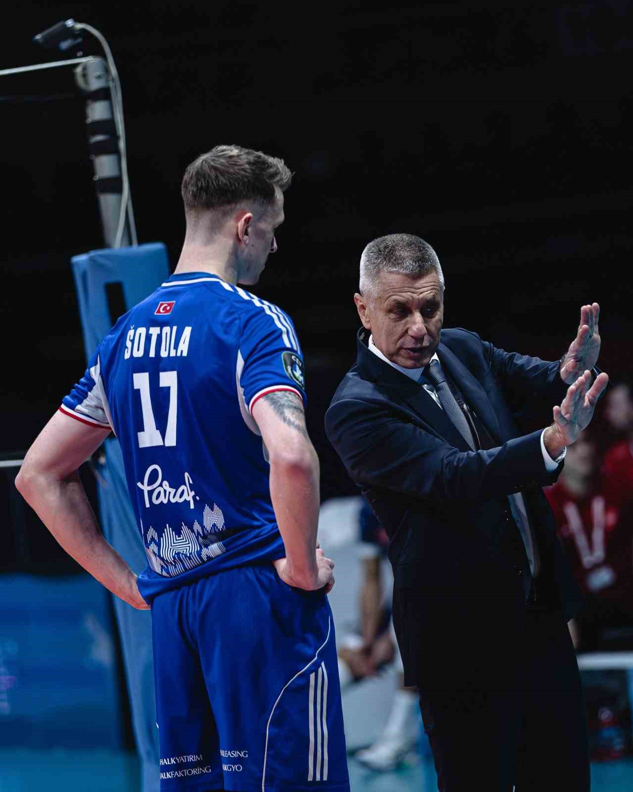 Efeler Ligi: Halkbank: 3 - Alanya Belediyespor: 1
