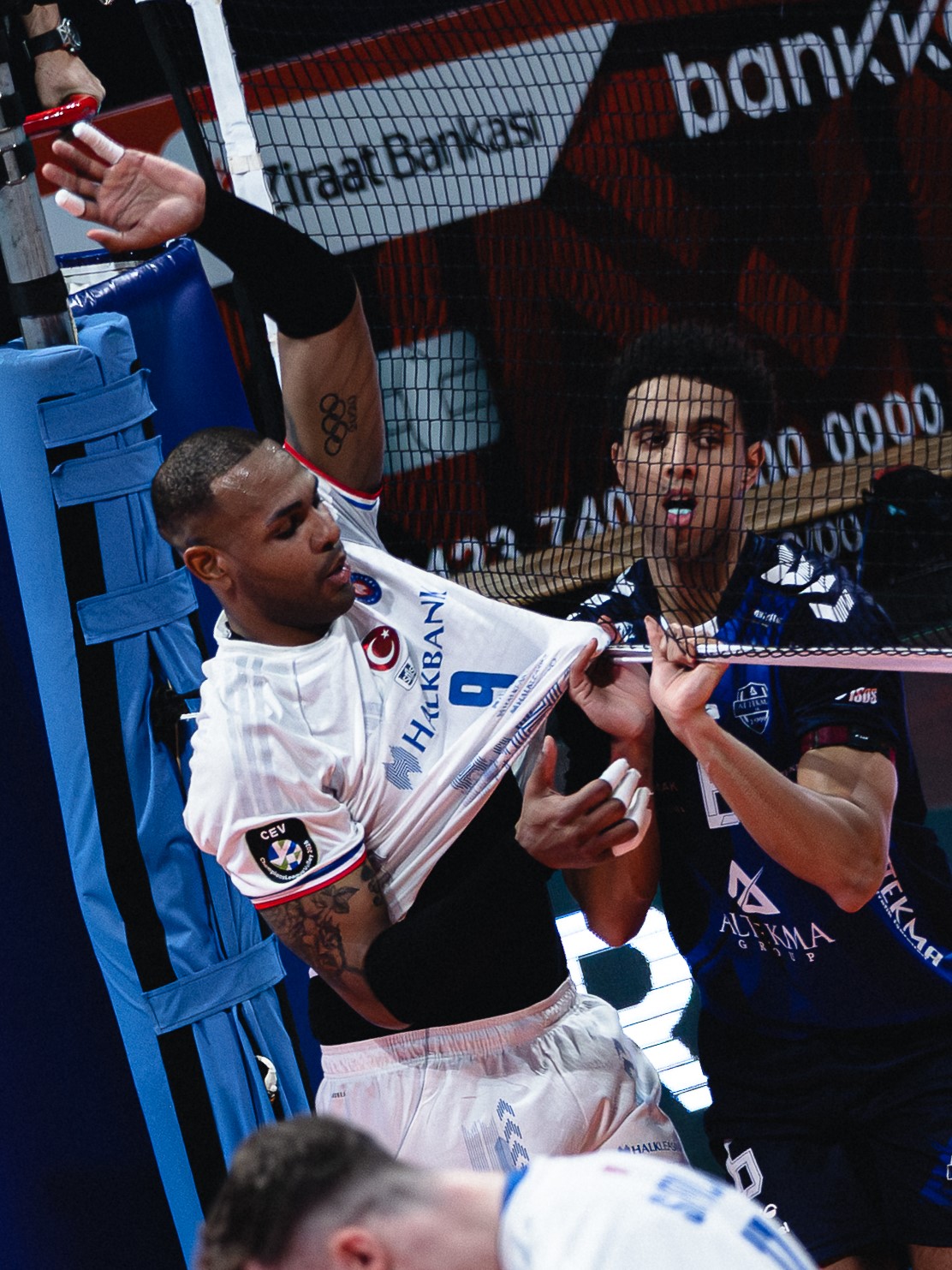 Efeler Ligi: Halkbank: 3 - Altekma: 0
