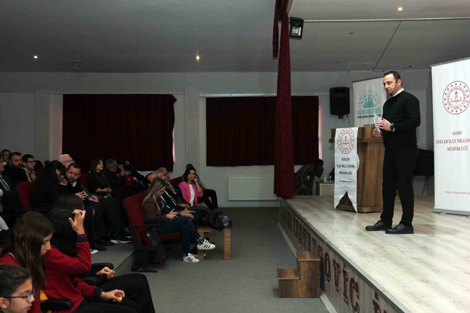 Efeler’de öğrenci meclisi açılış programı gerçekleştirildi
