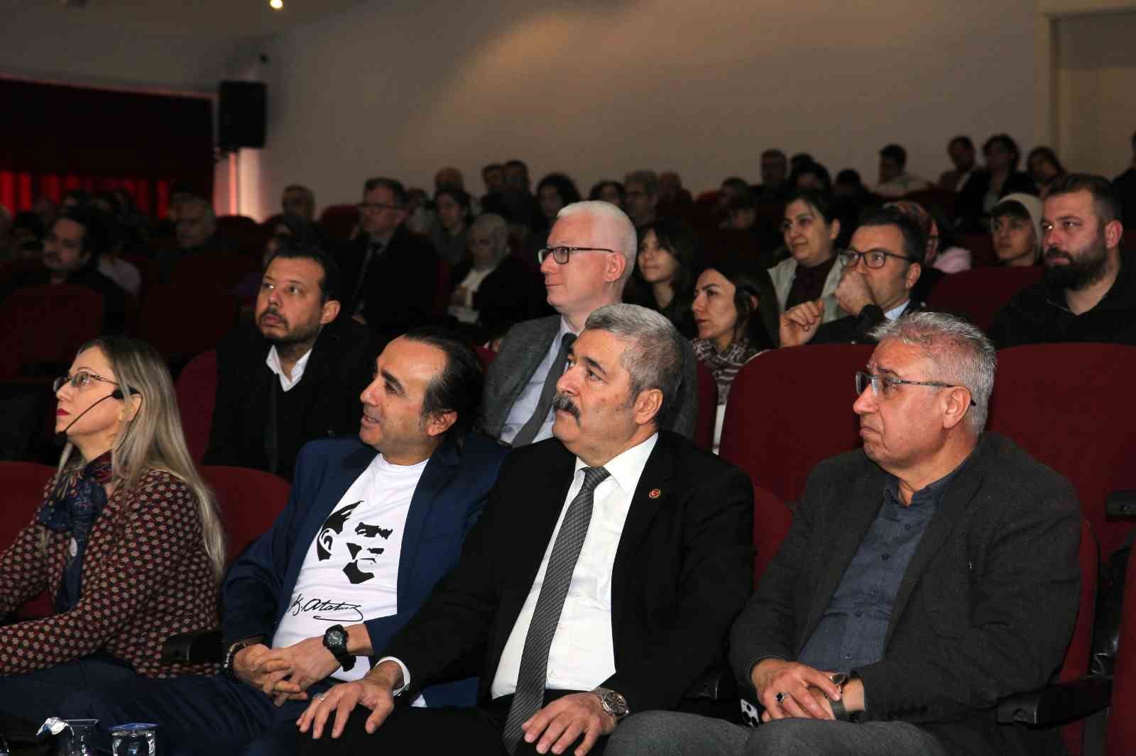 Efeler’de öğrenci meclisi açılış programı gerçekleştirildi

