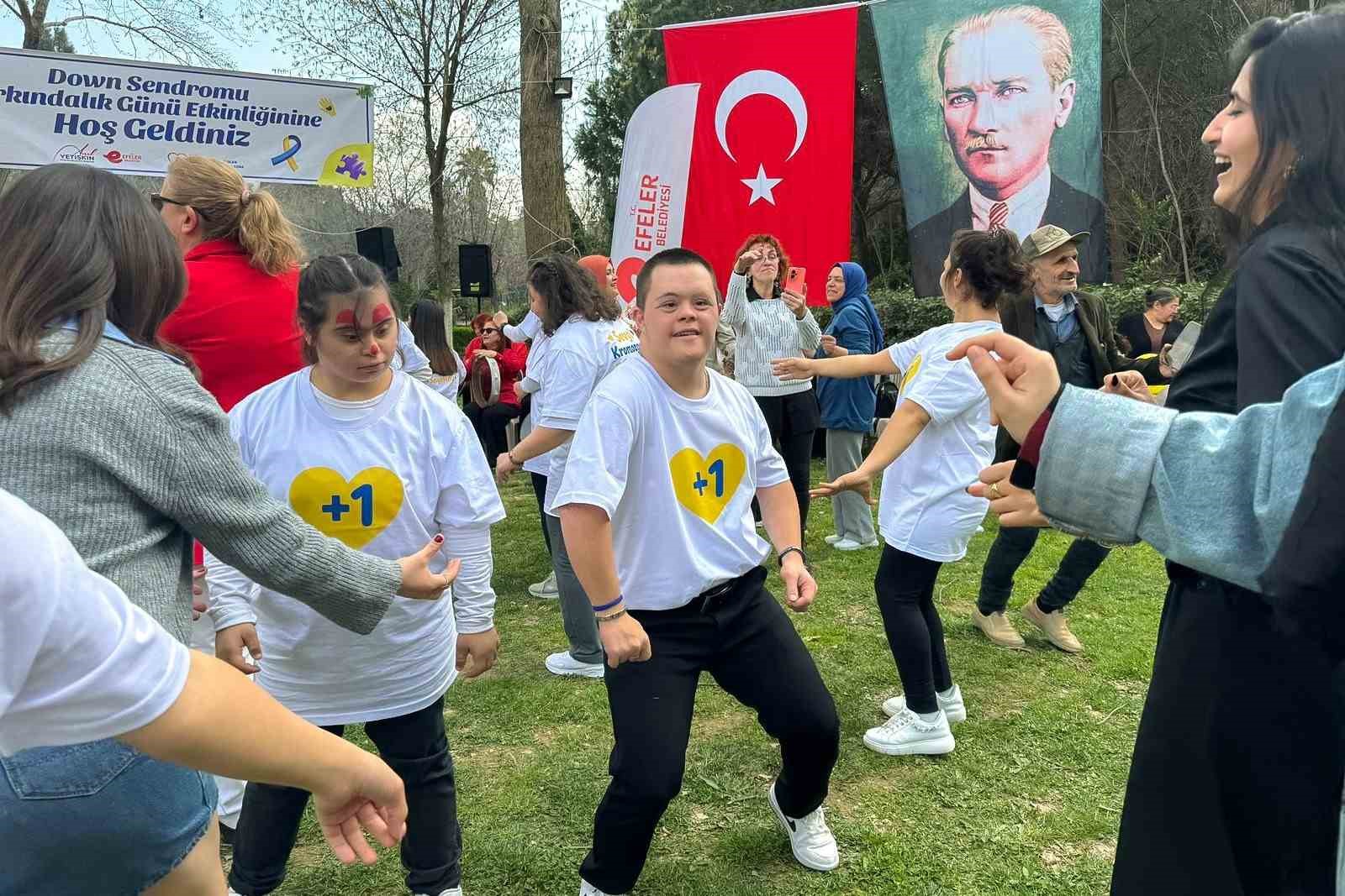 Efeler’de özel çocuklar Pınarbaşı’nda bir araya geldi
