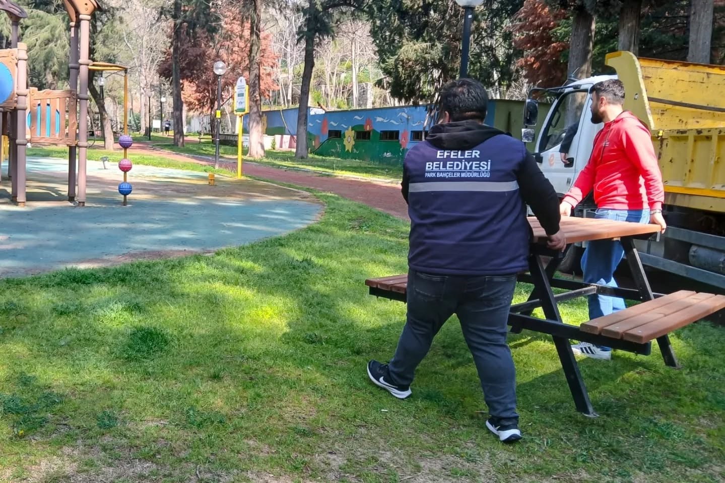 Efeler’de Pınarbaşı Mesire Alanı bakıma alındı
