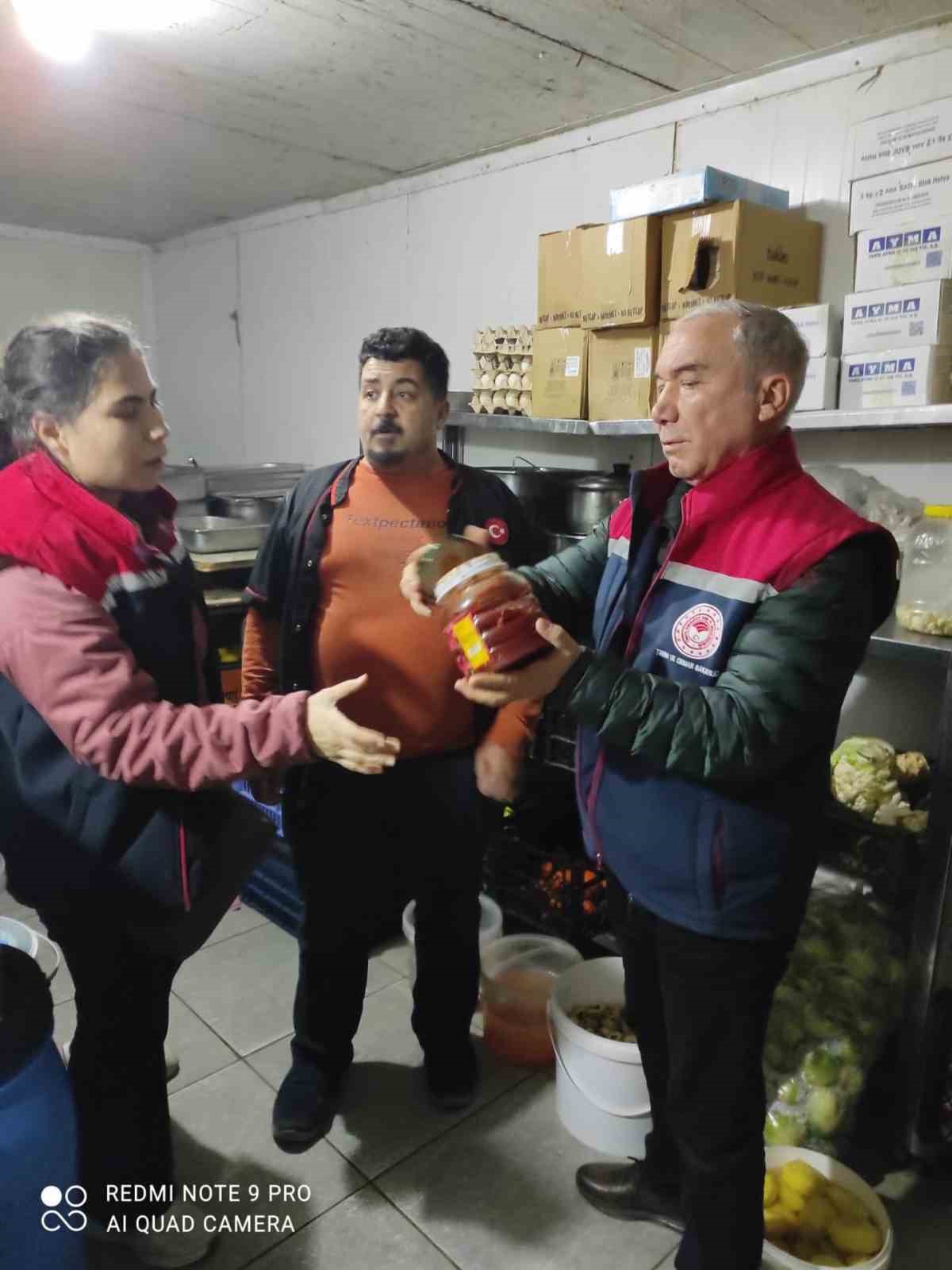 Efeler’de ’Ramazan’ denetimleri sürüyor
Efeler’de ’Ramazan’ denetimleri sürüyor