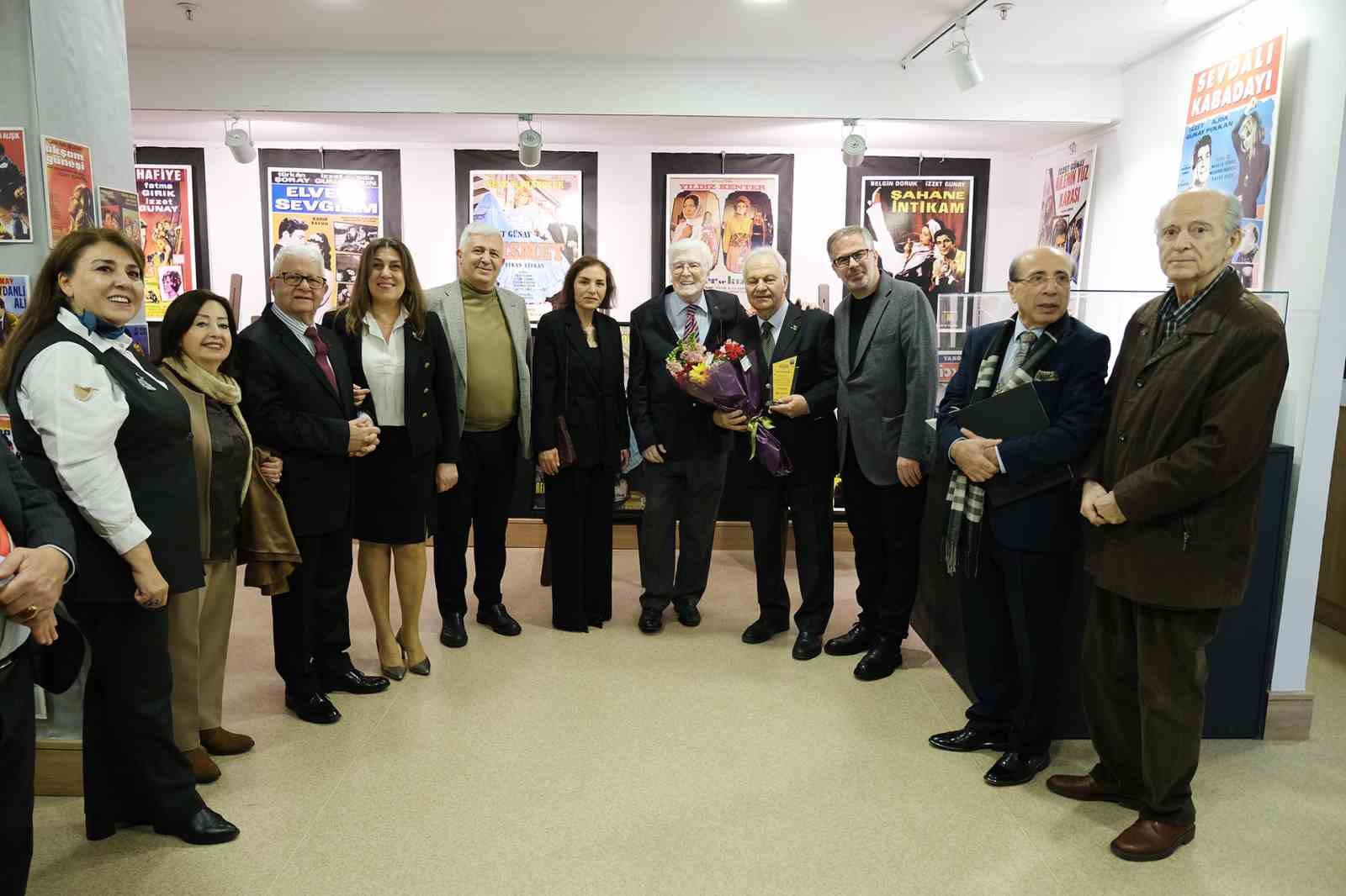 Efsane sanatçılar, yarım asır sonra İzzet Günay Sergisi’nde buluştu
