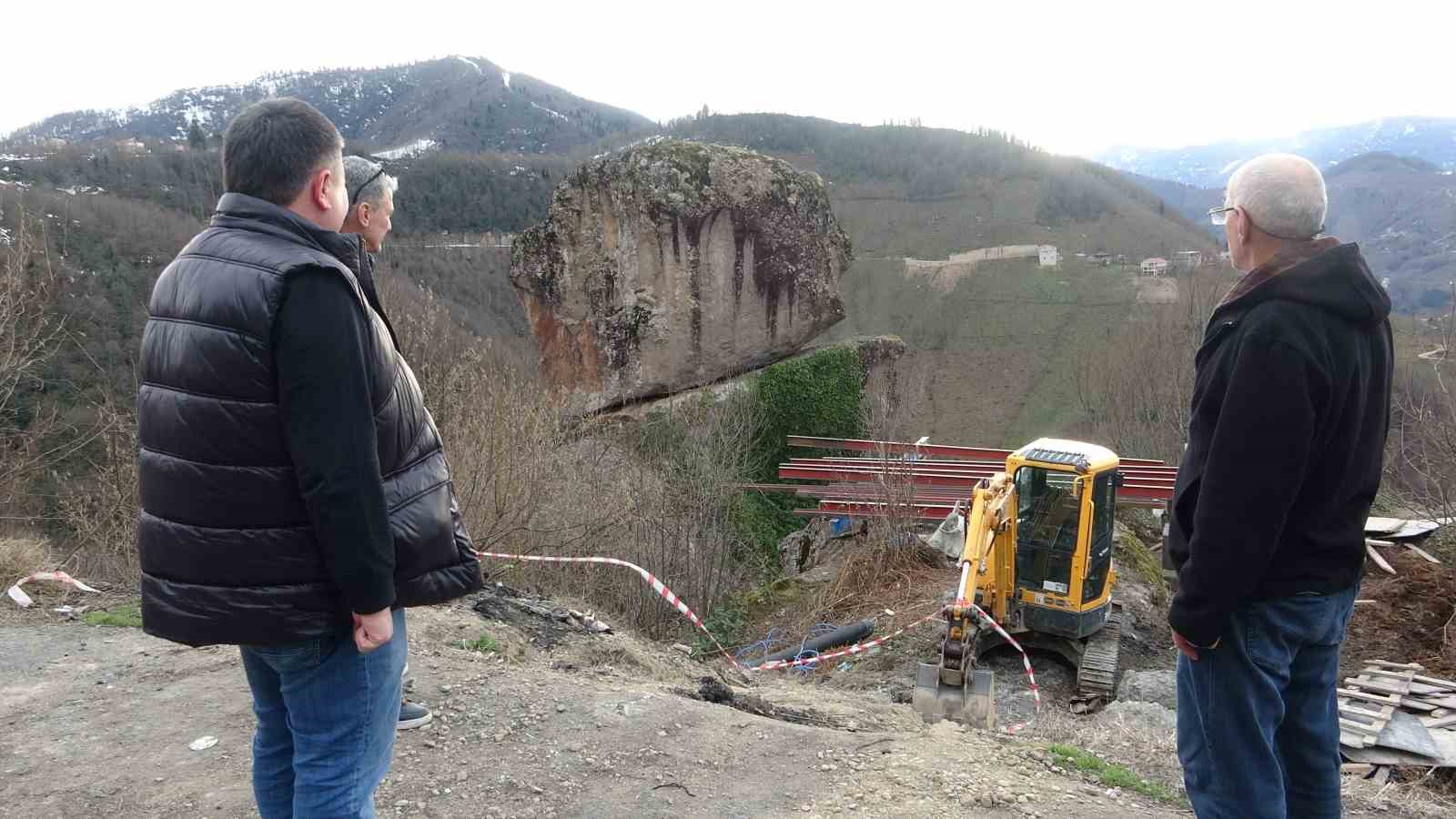 Efsaneyi duyan geliyor, Gelin Kayası turizme kazandırılıyor
