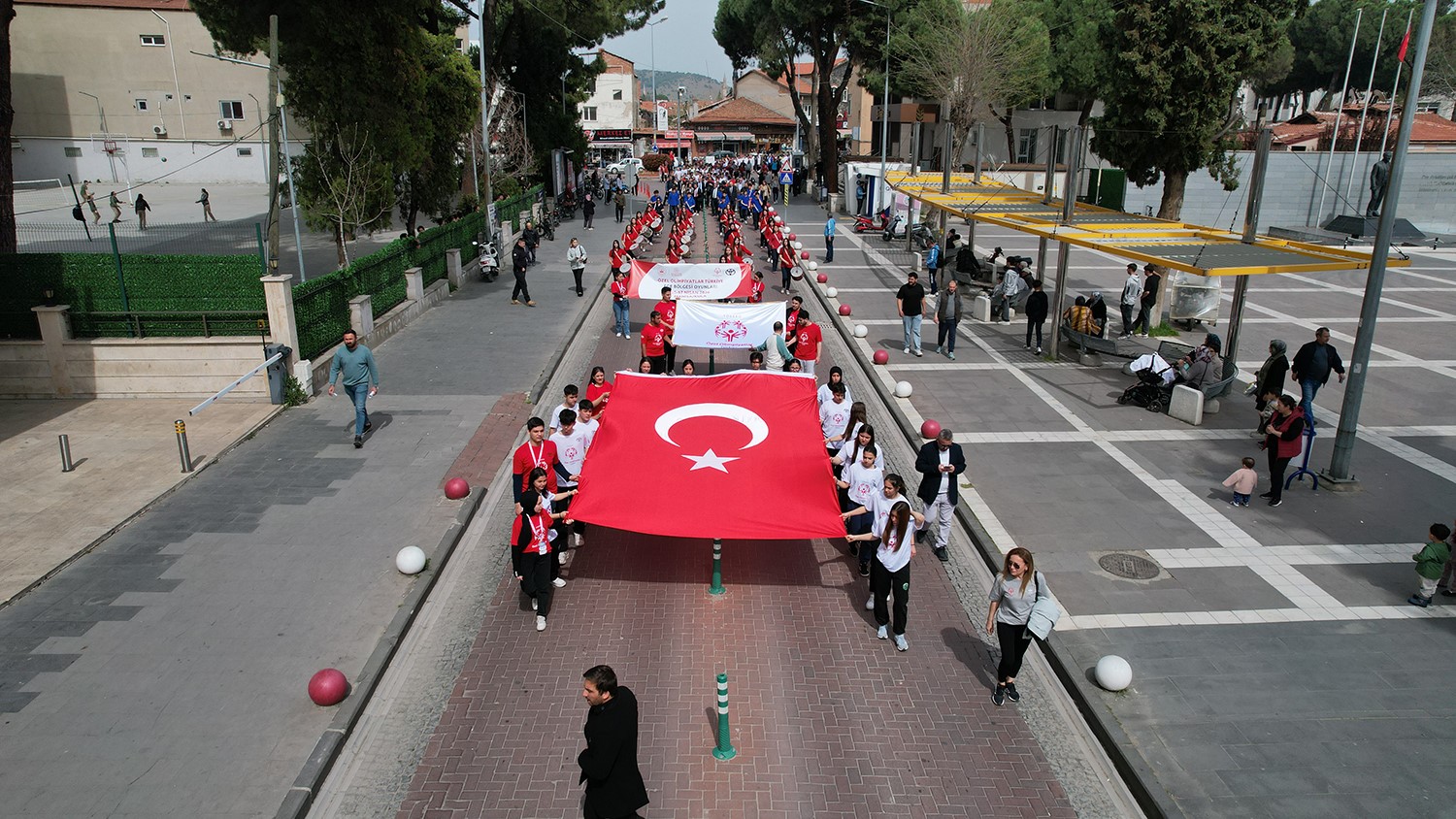 Ege Bölge Oyunları Kula’da coşkuyla başladı
