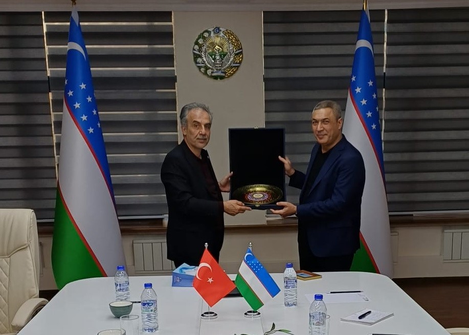 Ege Üniversitesi Özbekistan’da fakülte kuruyor
Ege Üniversitesi Özbekistan’da fakülte kuruyor