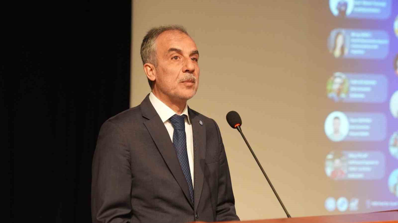 Ege Üniversitesinde teknoloji ve verinin geleceği konuşuldu
