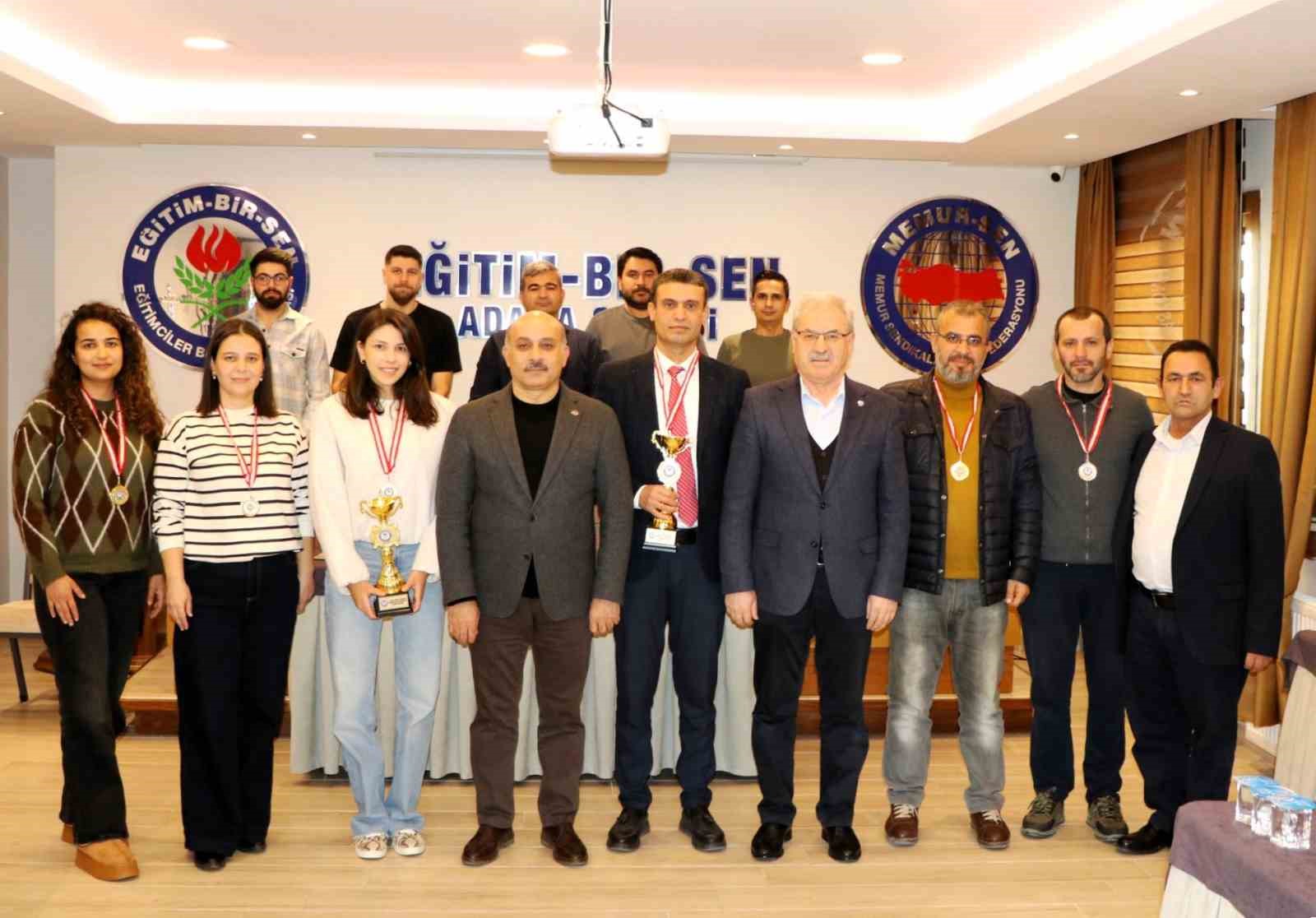 Eğitim-Bir-Sen’den ödüllü 2. Masa Tenisi Turnuvası: Adana’da raketler dostluk için sallandı
