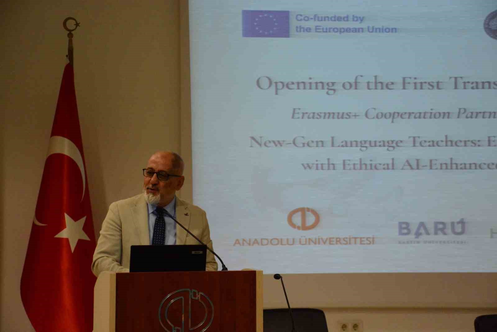 Eğitim Fakültesi’nde yapay zekâ destekli öğretmen eğitimi projesi başlatıldı
