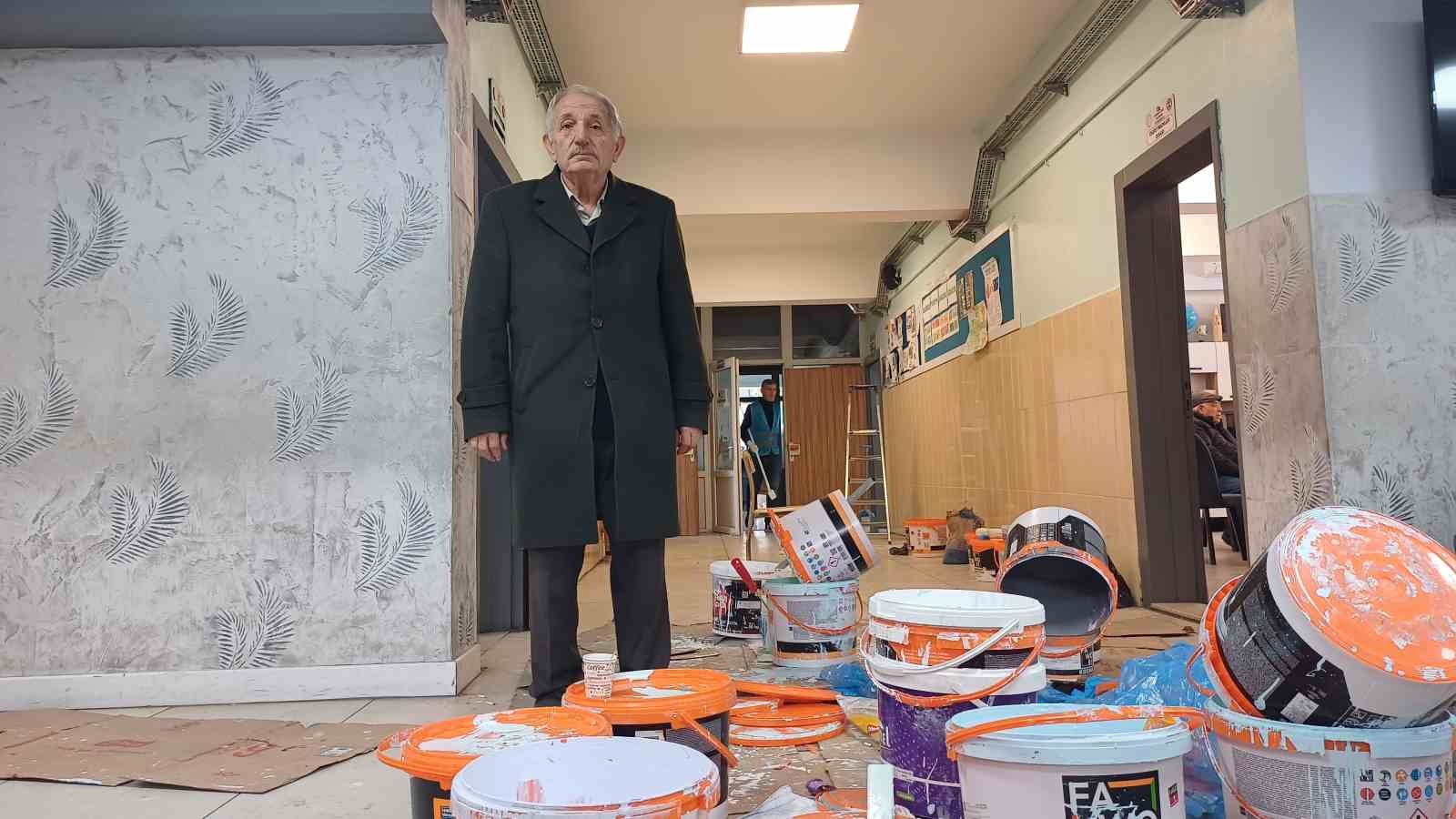 Eğitim sevdası emeklilik tanımadı: 19 köy okulunu yenilediler
Eğitim sevdası emeklilik tanımadı: 19 köy okulunu yenilediler