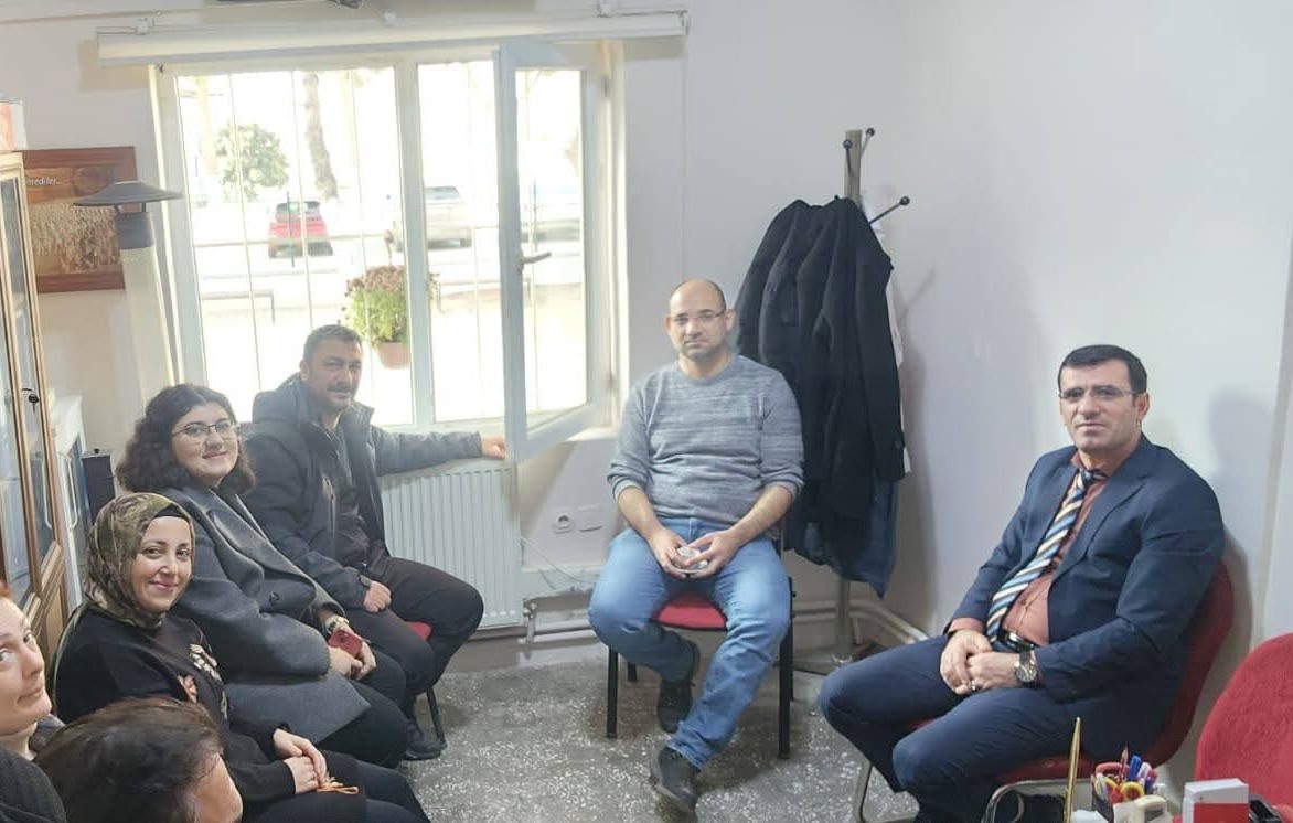 Eğitimin nabzı okullarda tutuluyor
Eğitimin nabzı okullarda tutuluyor