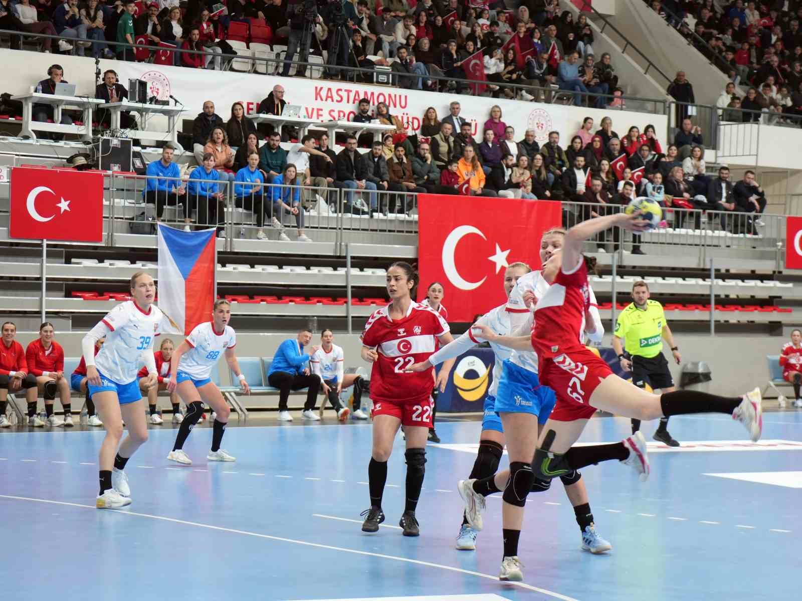 EHF EURO Cup: Türkiye: 26- Çekya: 34
