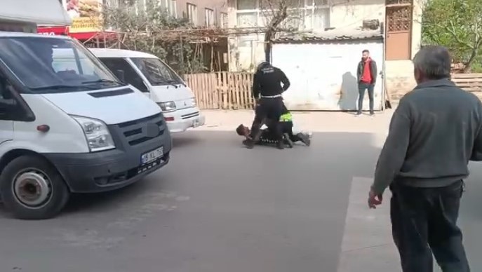 Ehliyetini kaptırdı yine de akıllanmadı
