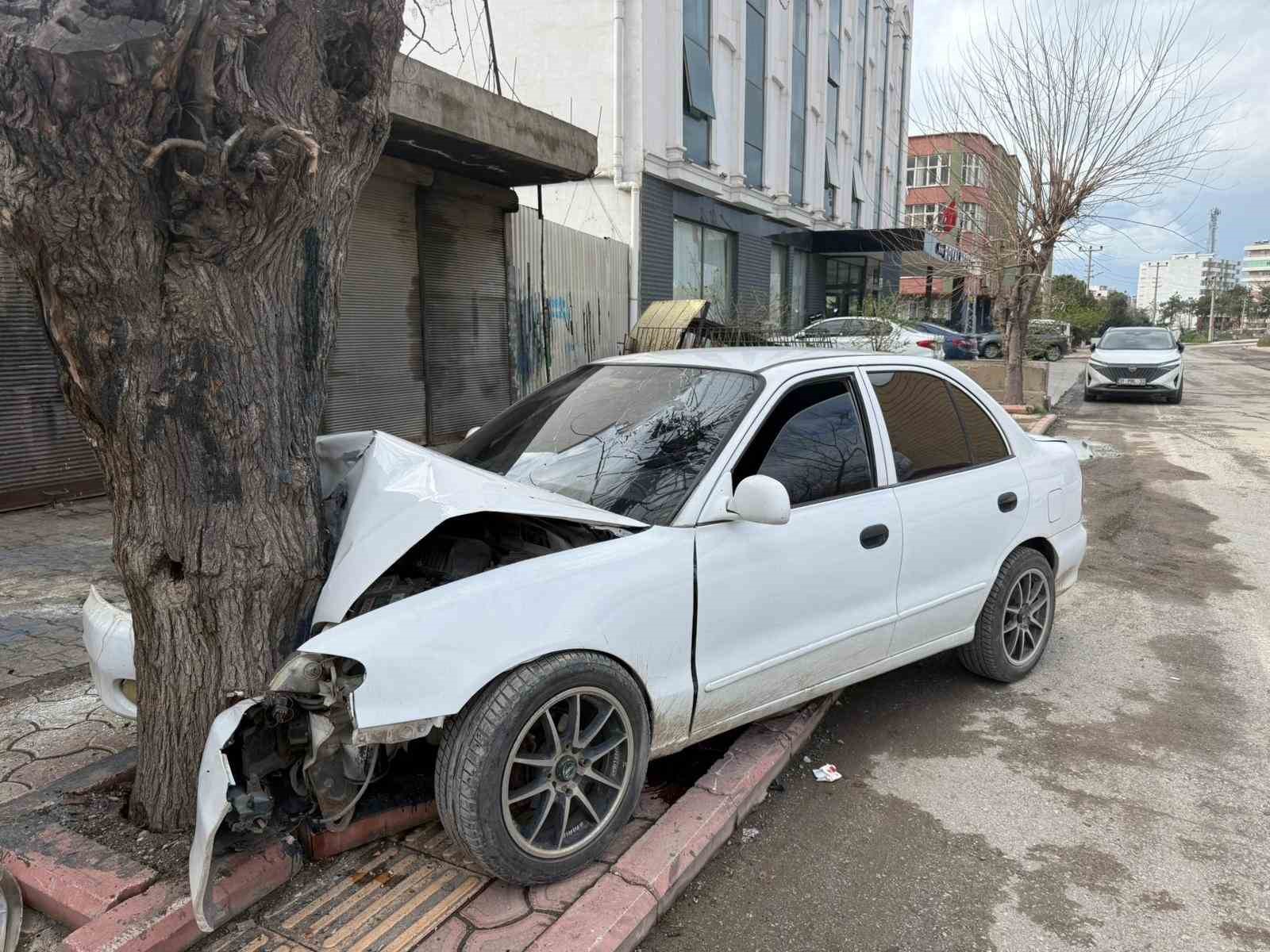 Ehliyetsiz direksiyona geçip kaza yapan çocuk sürücüye 46 bin 874 TL ceza uygulandı
