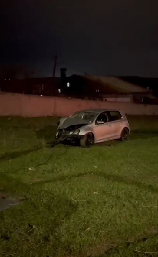 Ehliyetsiz sürücünün kullandığı otomobil başka bir araçla kafa kafaya çarpıştı: 4 yaralı
