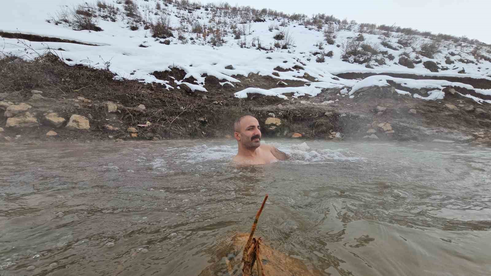 Eksi 25 derecede kaplıca keyfi
