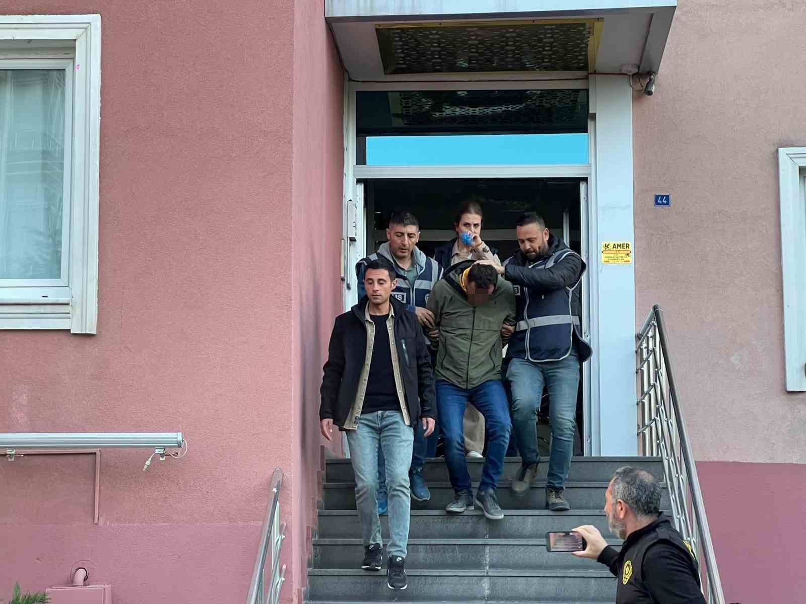 Ekspertiz "değişecek" dedi, servis tamir etti
