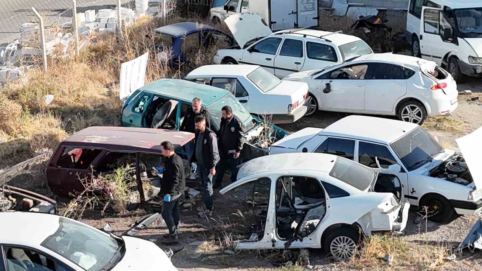 Ekspertiz "değişecek" dedi, servis tamir etti
