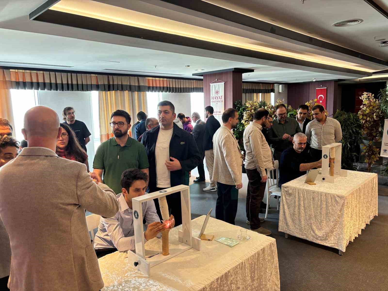 El bileği cerrahisi ve ortopedi alanında önemli bir yenilik
El bileği cerrahisi ve ortopedi alanında önemli bir yenilik