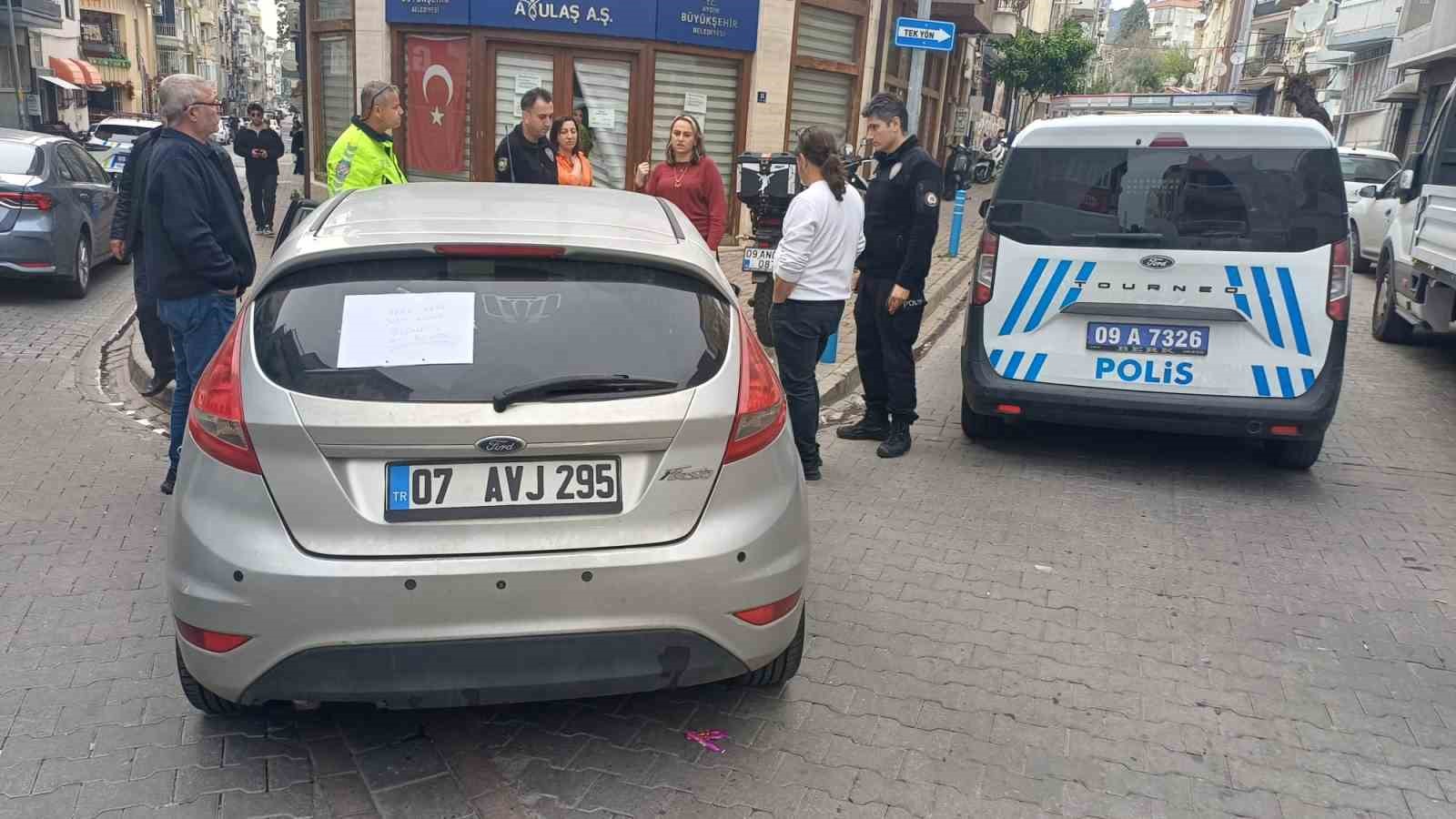 El frenini çekmeyi unutunca canından oluyordu
