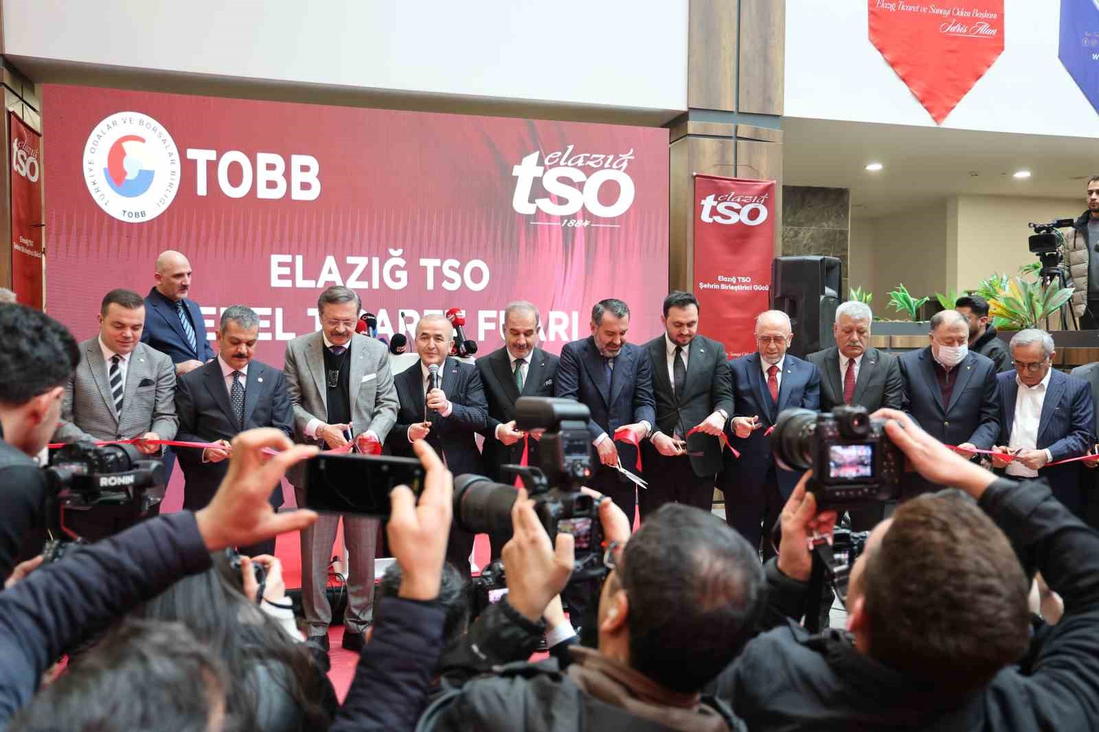 Elazığ TSO Genel Ticaret Fuarı kapılarını açtı
