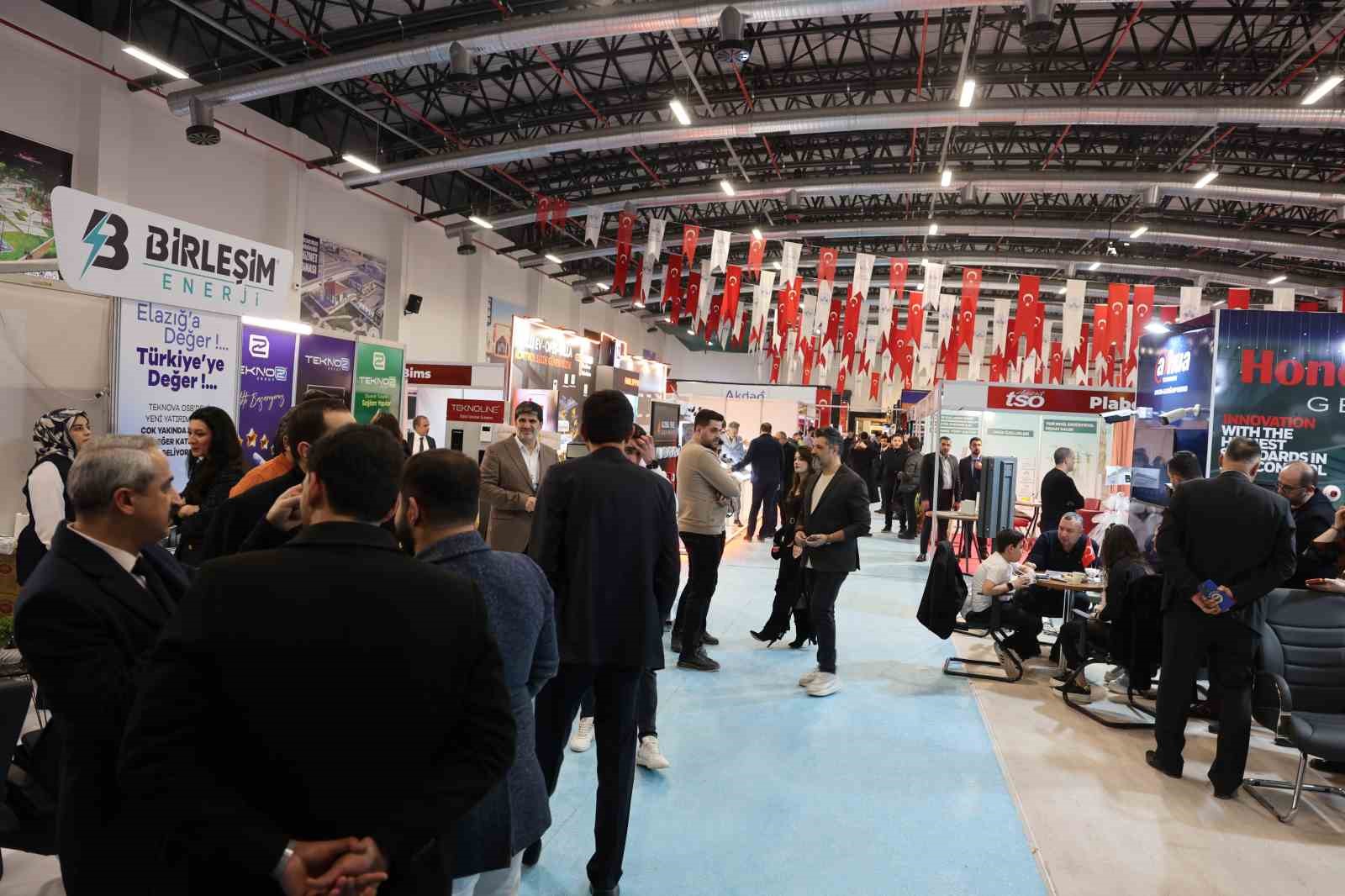 Elazığ TSO Genel Ticaret Fuarı kapılarını açtı
