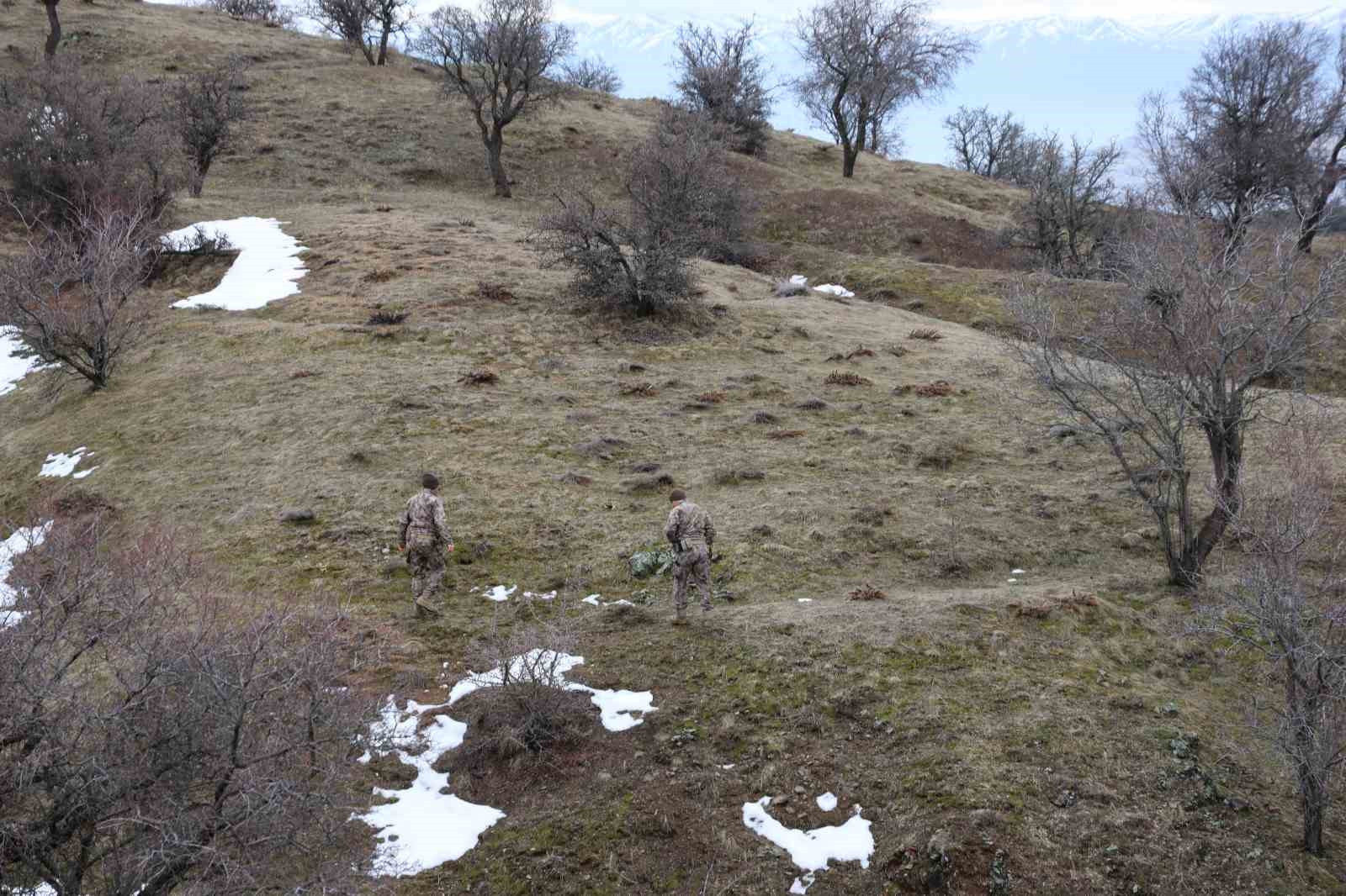 Elazığ’da 5 gündür kayıp olan yaşlı adam için 100 kişilik ekip sahada
