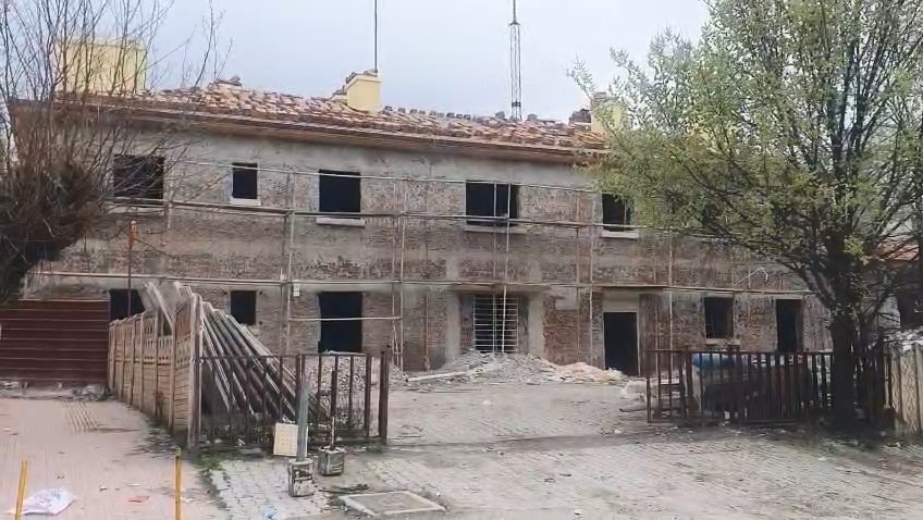 Elazığ’da 79 yıllık tarihi tren istasyonu yenileniyor
