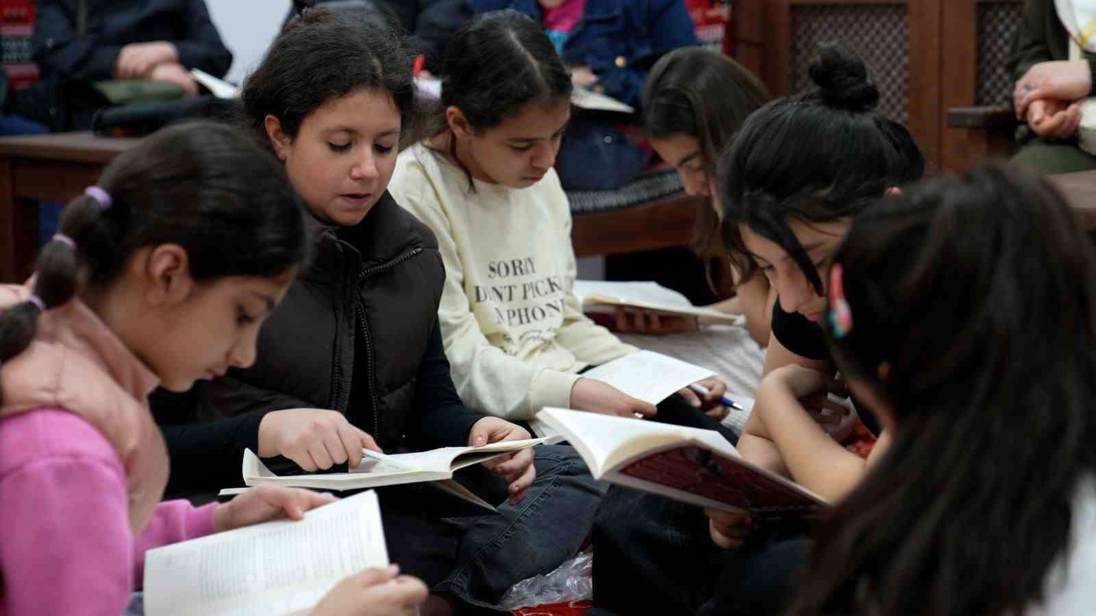 Elazığ’da ’Ailemle Okuyorum’ etkinliği
