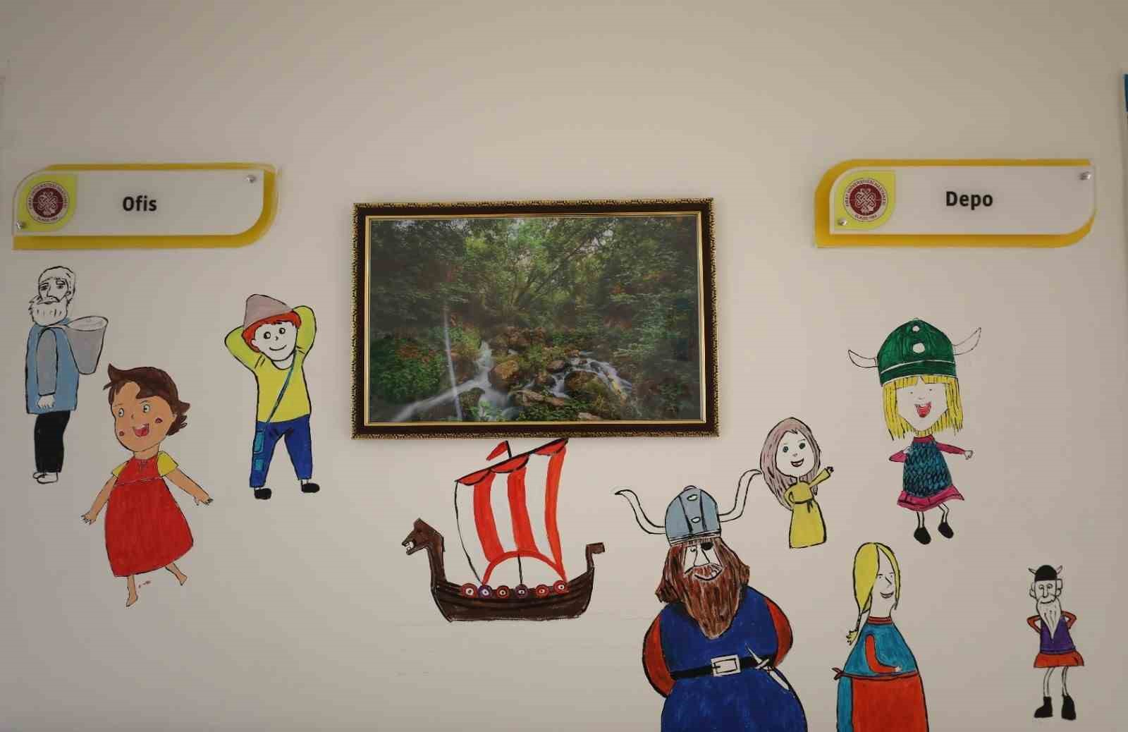 Elazığ’da çocuk endoskopi bölümü daha renkli ve çocuk dostu hale getirildi
