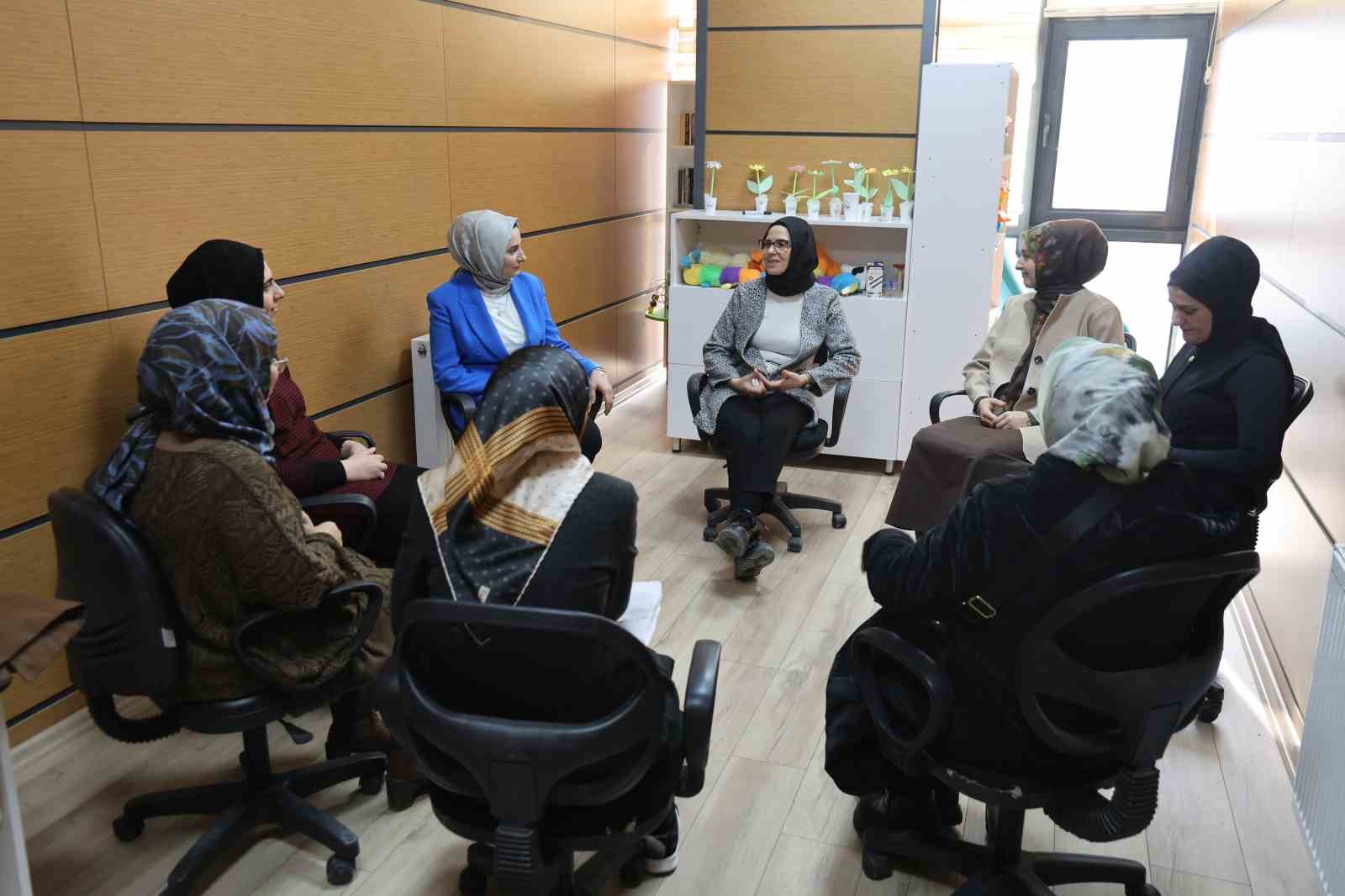 Elazığ’da destekleyici terapiler sürüyor
Elazığ’da destekleyici terapiler sürüyor