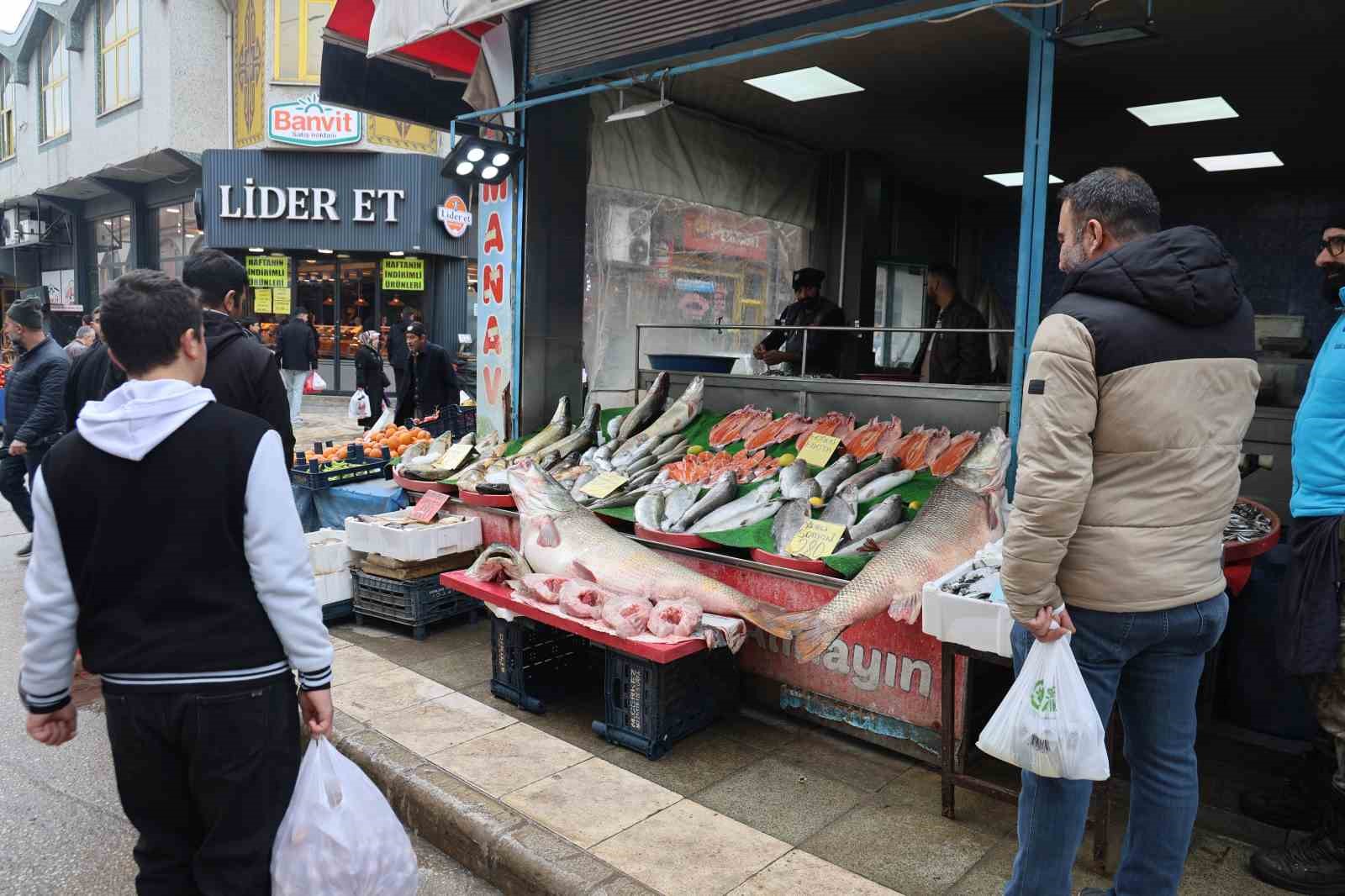 Elazığ’da dev turna  yakalandı
