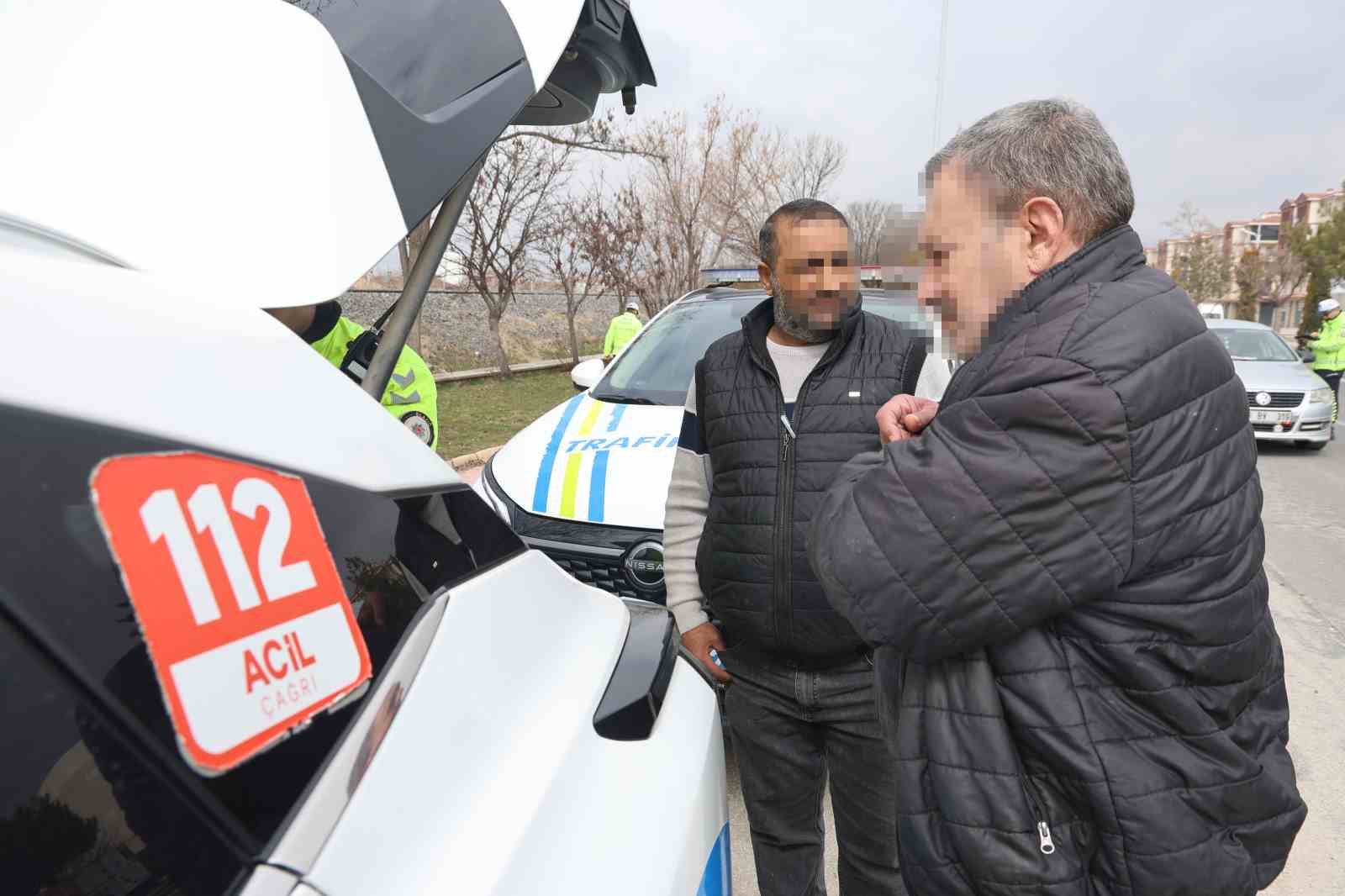 Elazığ’da dron destekli trafik uygulaması
