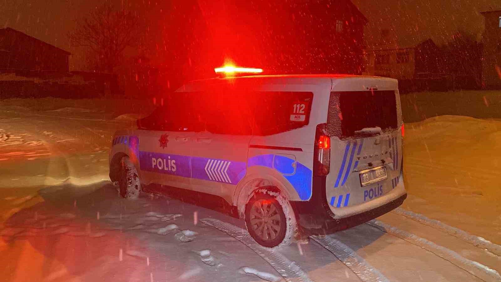 Elazığ’da ev yangını: Engelli genç kız hayatını kaybetti
