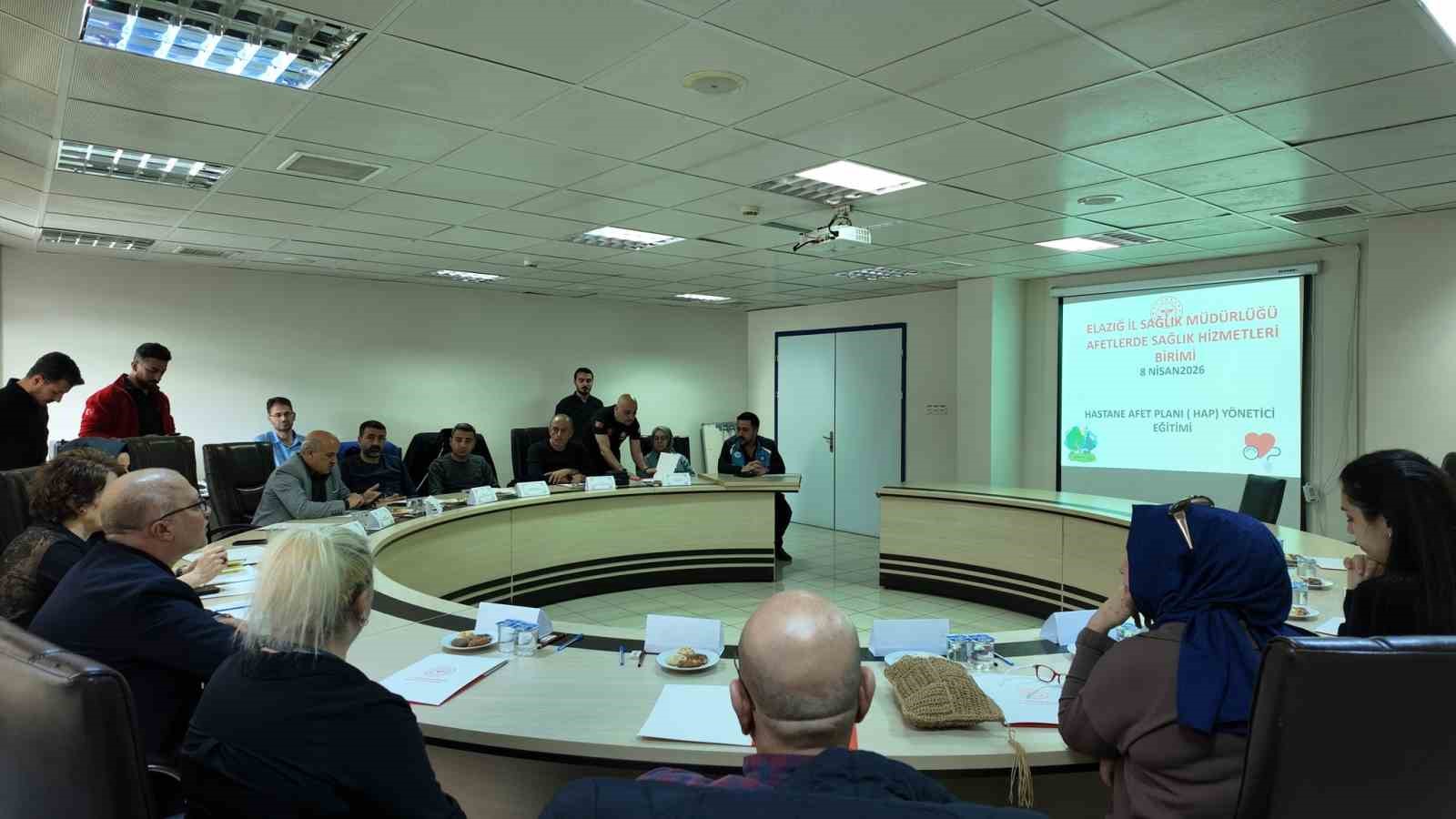 Elazığ’da hastane afet planı yönetici eğitimi
