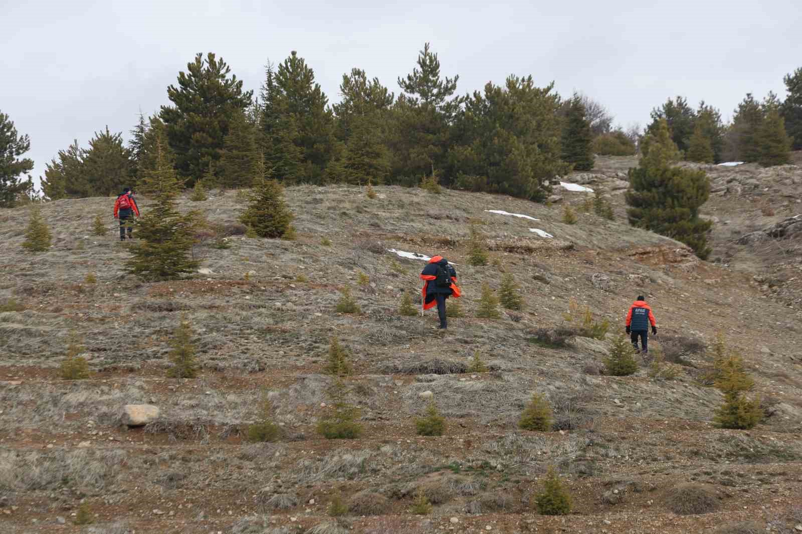 Elazığ’da kaybolan yaşlı adam, 3 gündür aranıyor
