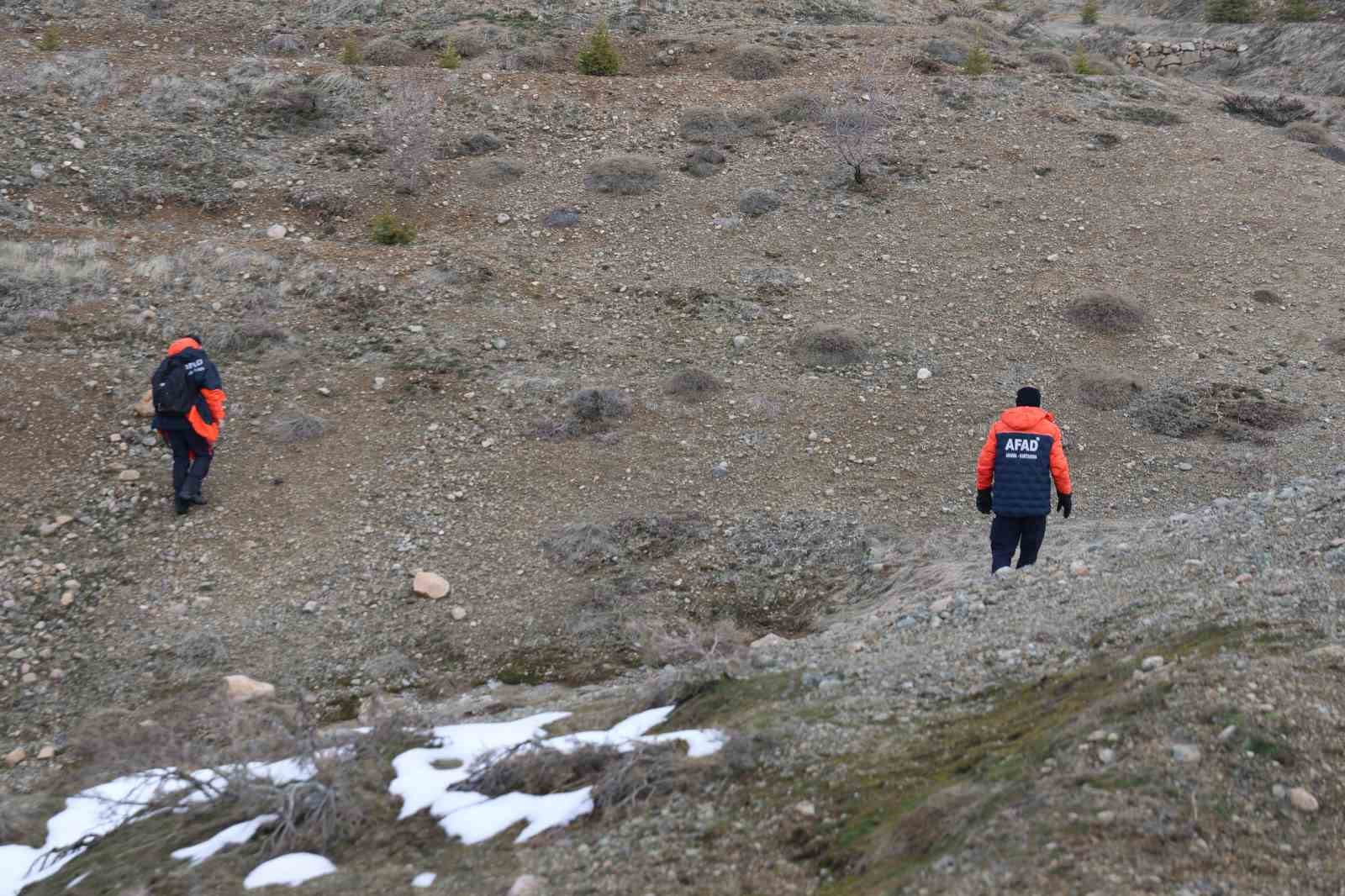 Elazığ’da kaybolan yaşlı adam, 3 gündür aranıyor
