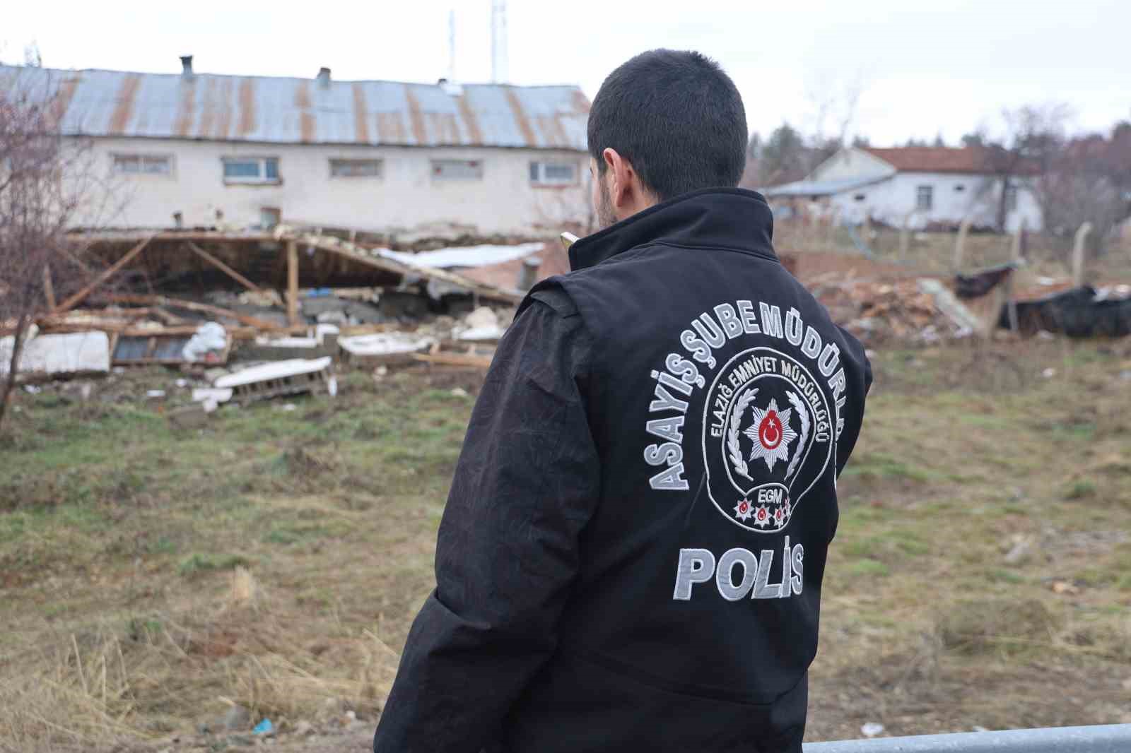 Elazığ’da kayıp adama ait yeni izler bulundu
