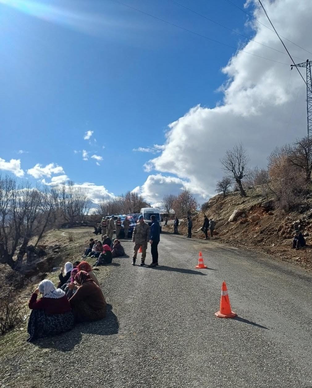 Elazığ’da patpat motoru uçurumu yuvarlandı: 1 ölü 1 yaralı
