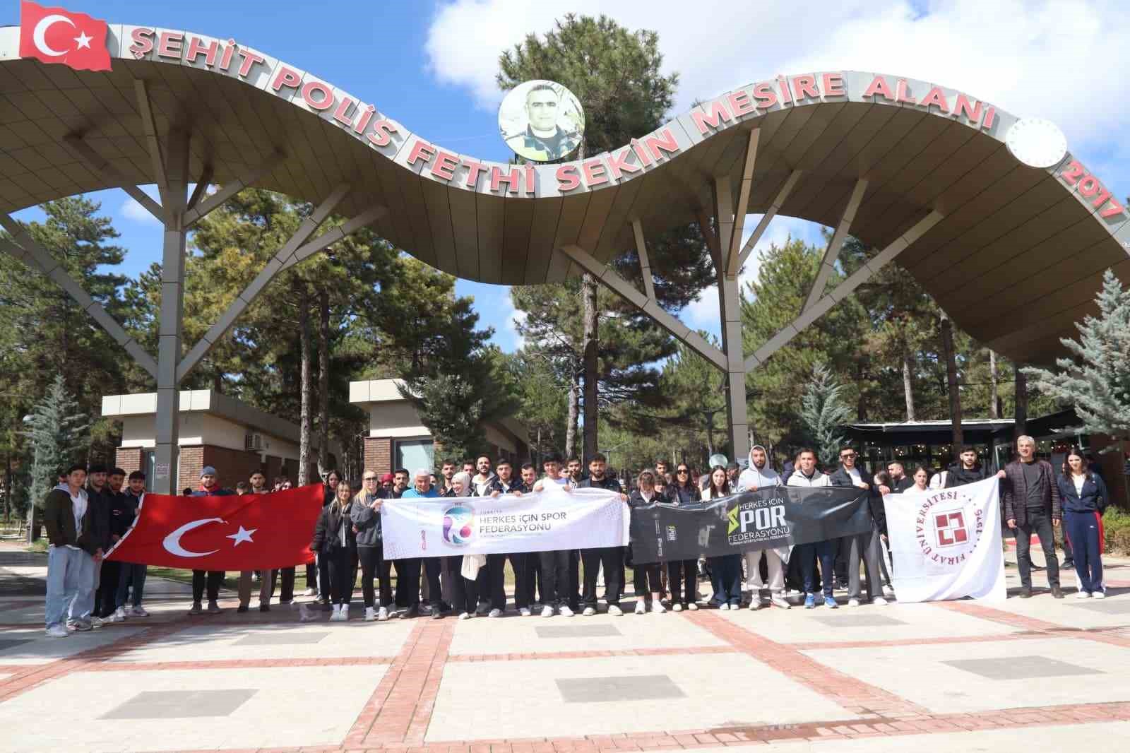 Elazığ’da sağlık için yürüdüler
