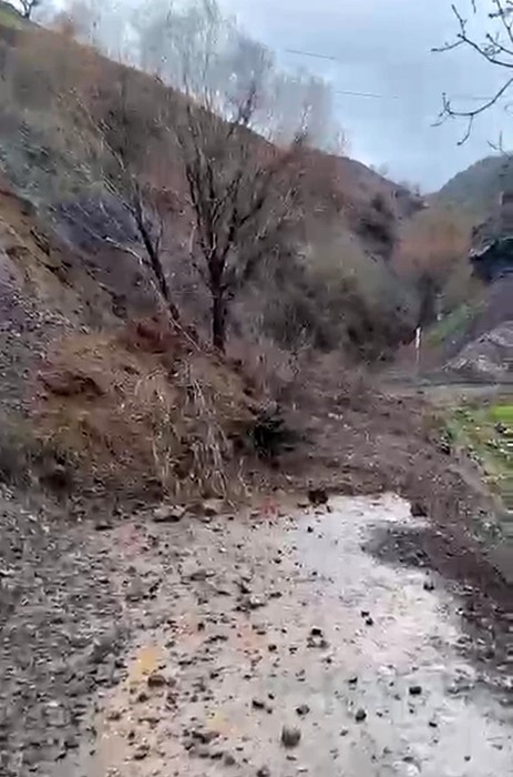 Elazığ’da toprak kayması
