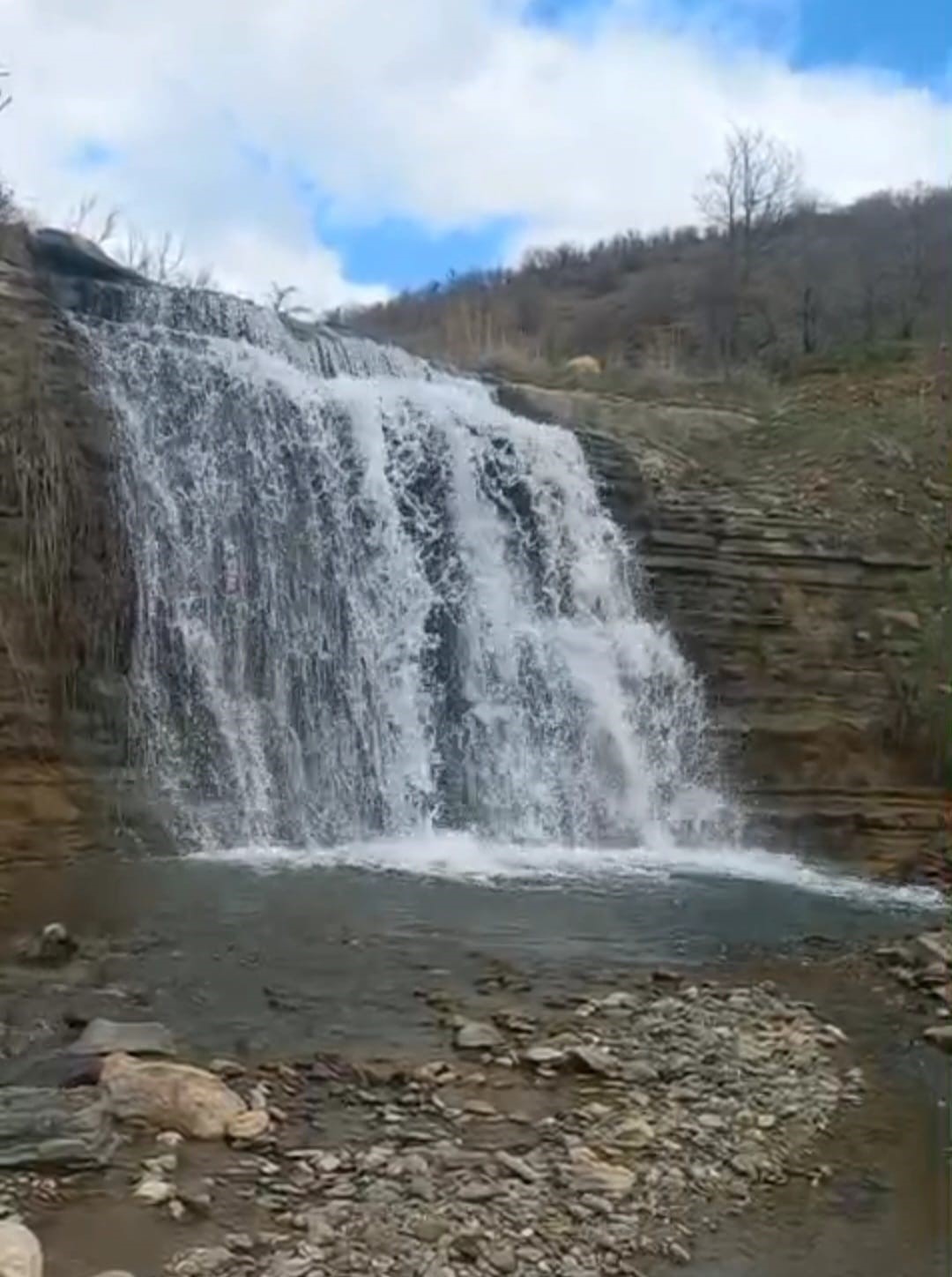 Elazığ’da yağışlar sonrası şelaleler coştu
