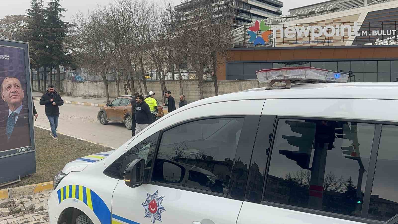 Elazığ’da zincirleme trafik kazası: 1 yaralı
