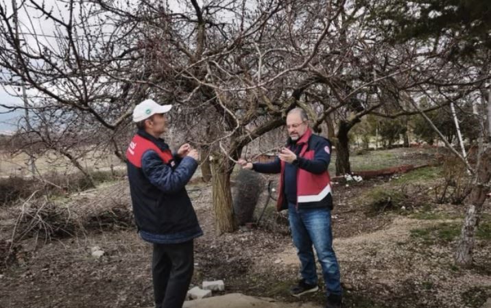 Elazığ’da zirai don mesaisi
Elazığ’da zirai don mesaisi