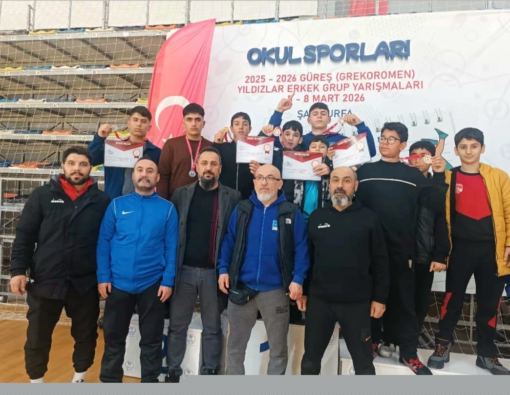 Elazığlı güreşçilerden Türkiye Yarı Finalleri’nde büyük başarı
