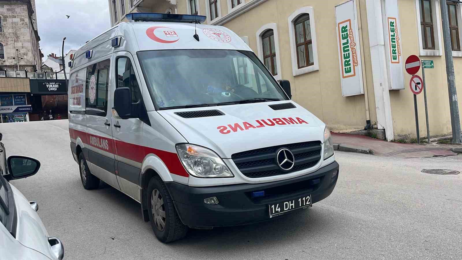 Elektrikli bisikletten düşen sürücü yaralandı
